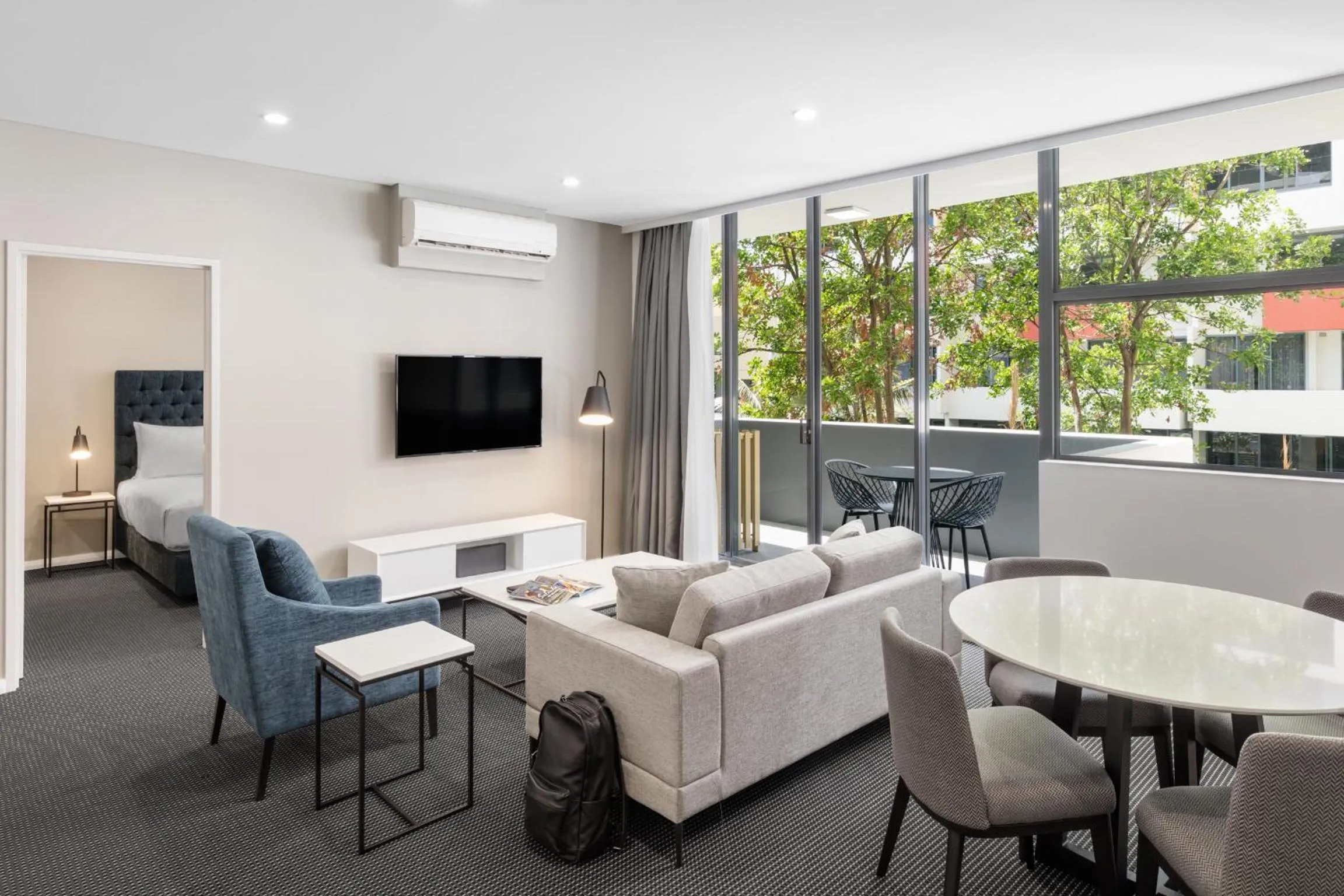 Living room in Meriton Suites Waterloo
