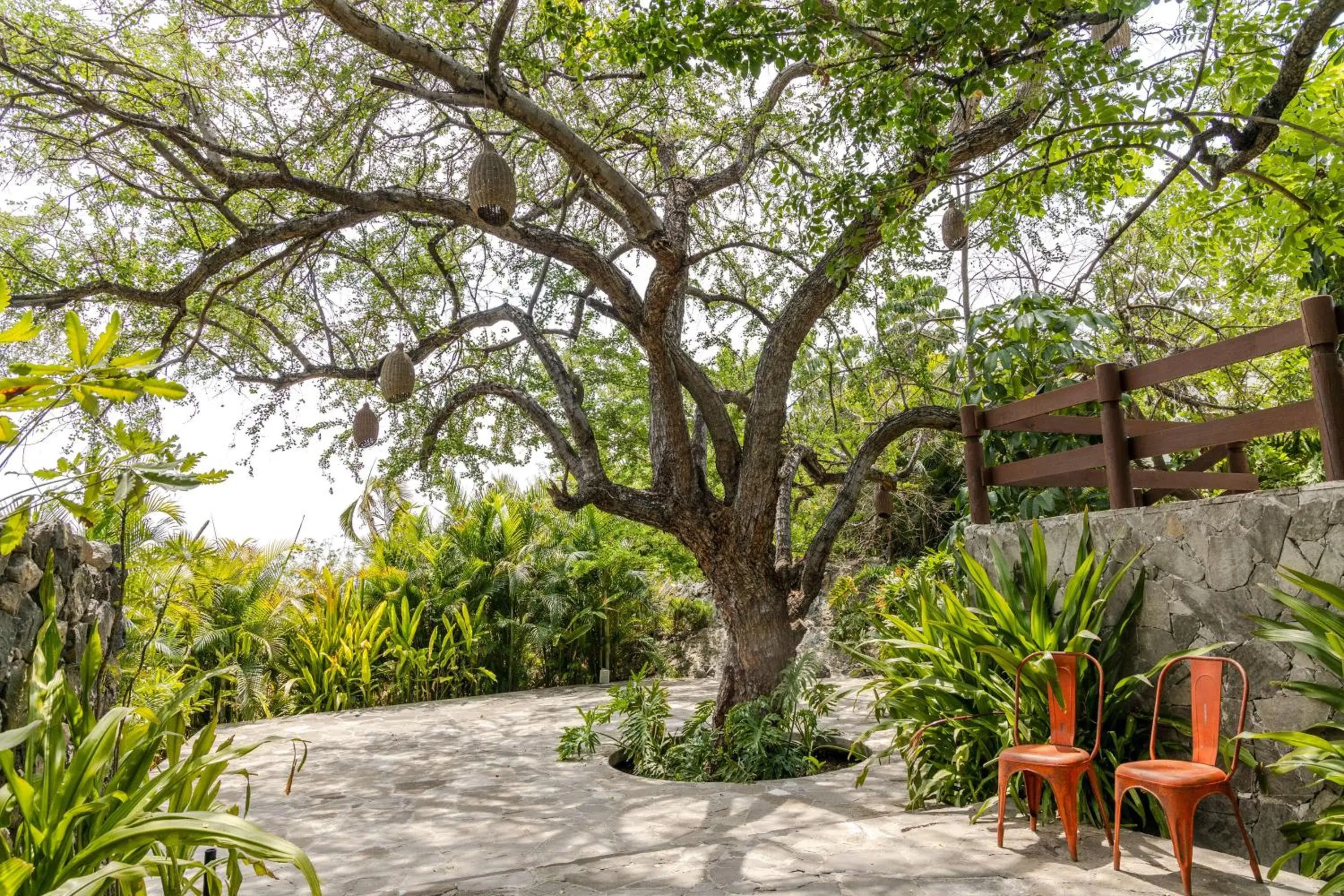 Property building in Soul Spring Sanctuary Cuernavaca Property building in Soul Spring Sanctuary Cuernavaca