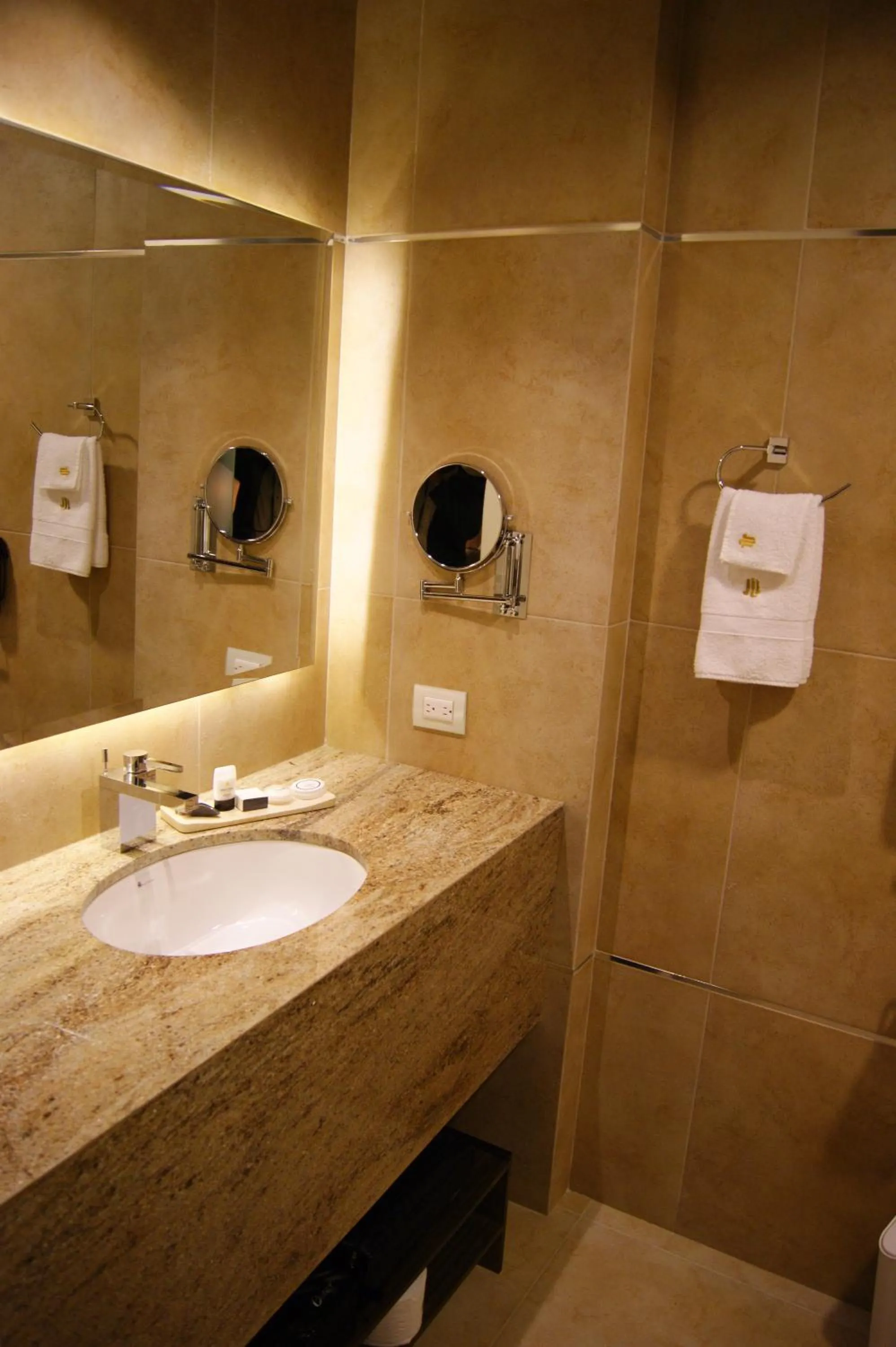 Bathroom in Oro Verde Loja