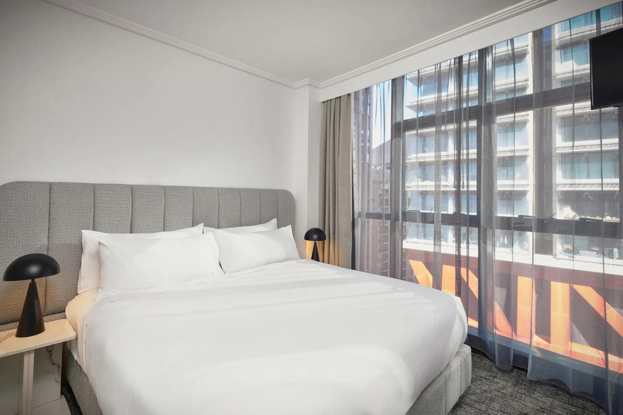 Bedroom, Bed in Meriton Suites Pitt Street, Sydney