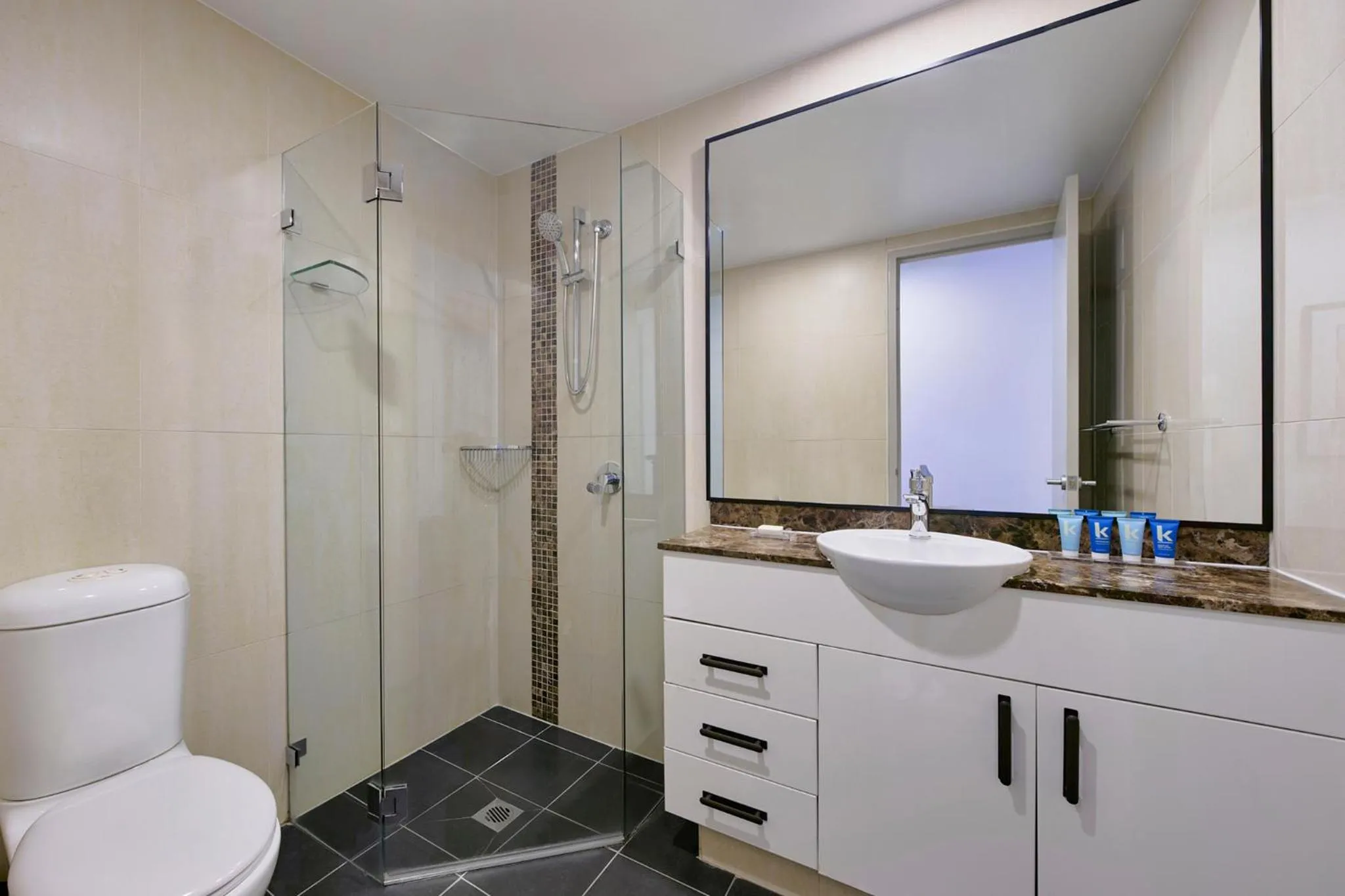 Shower in Meriton Suites Pitt Street, Sydney