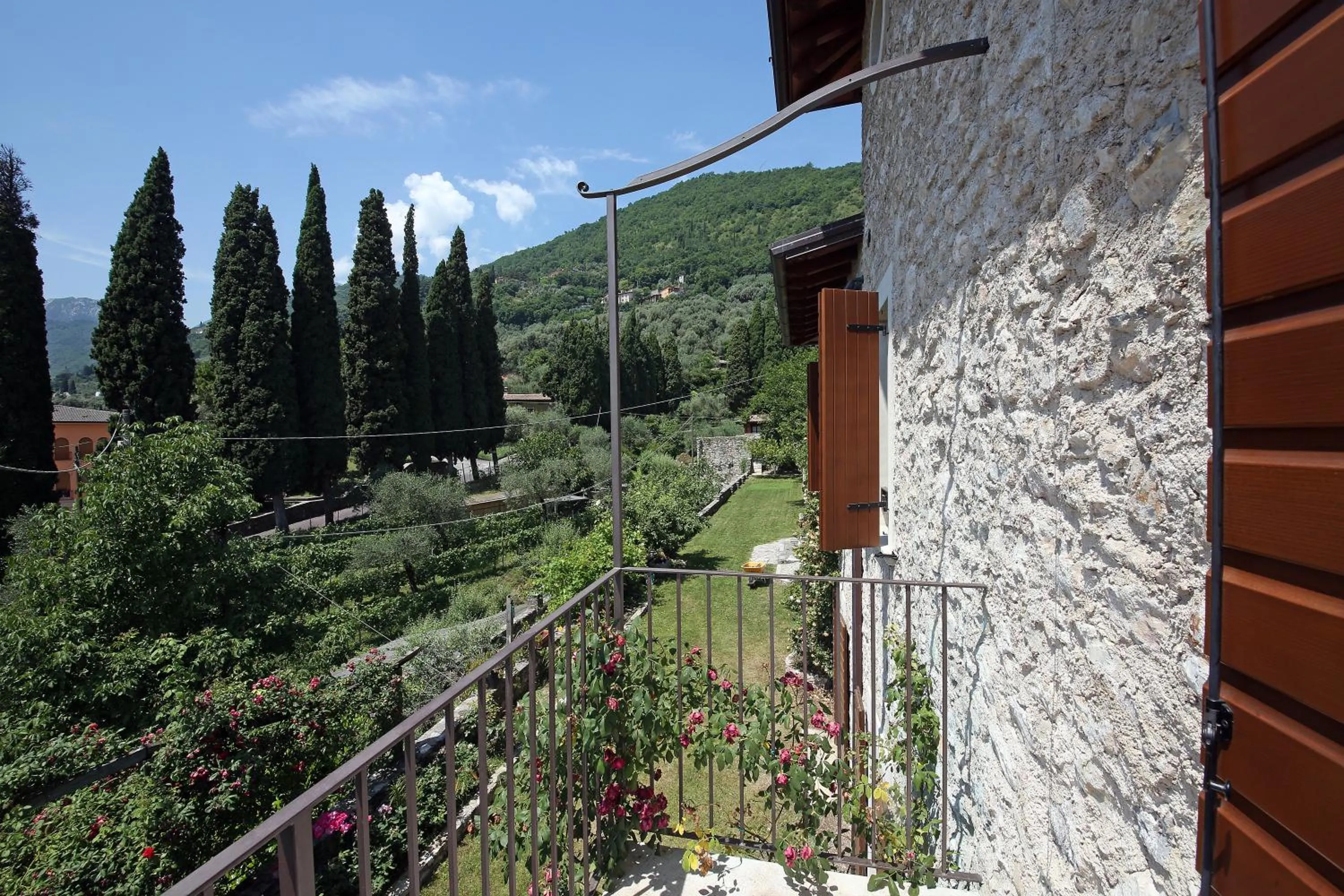 Garden view in Residence Fondo La Campagnola