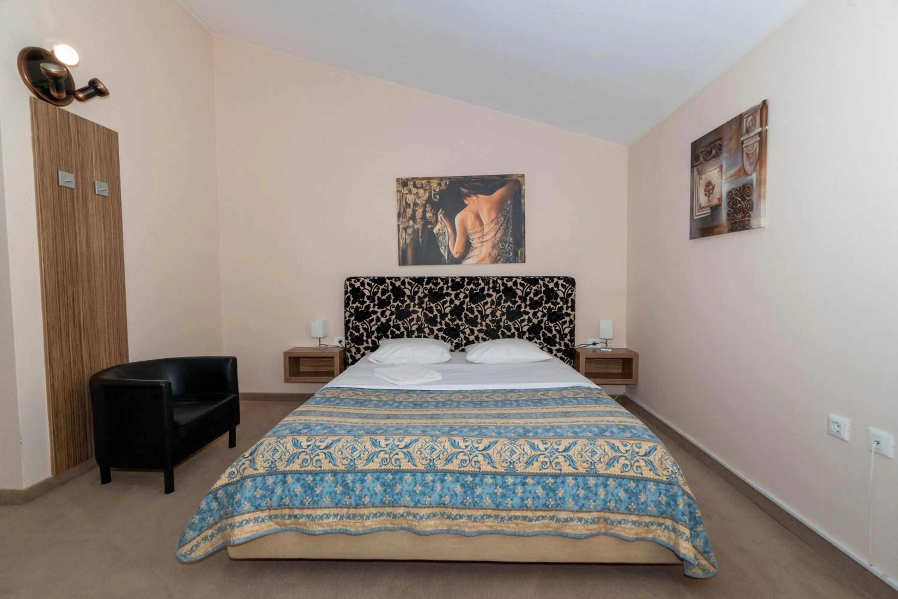 Bed in Hotel Paquito