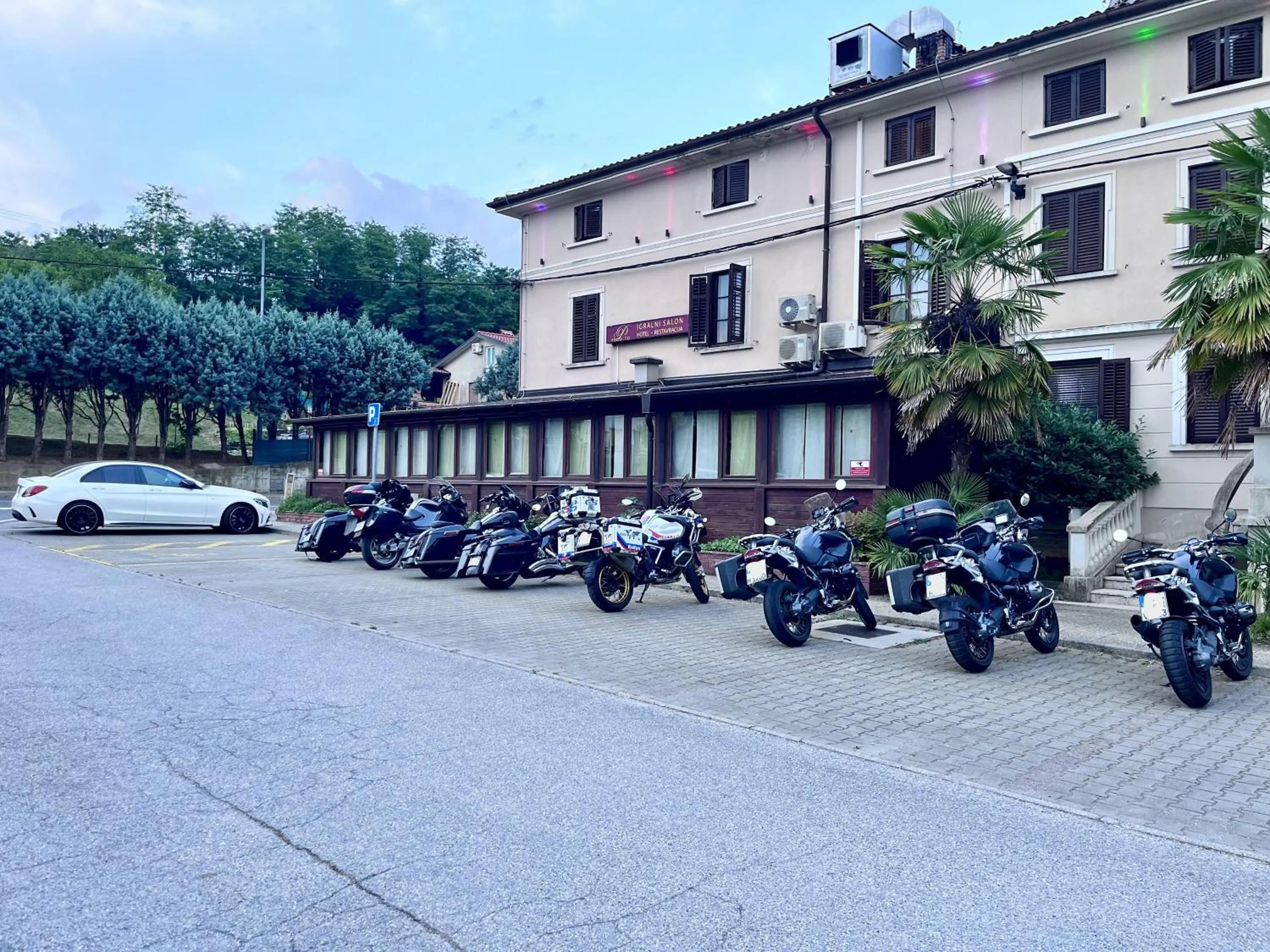 Property building in Hotel Paquito