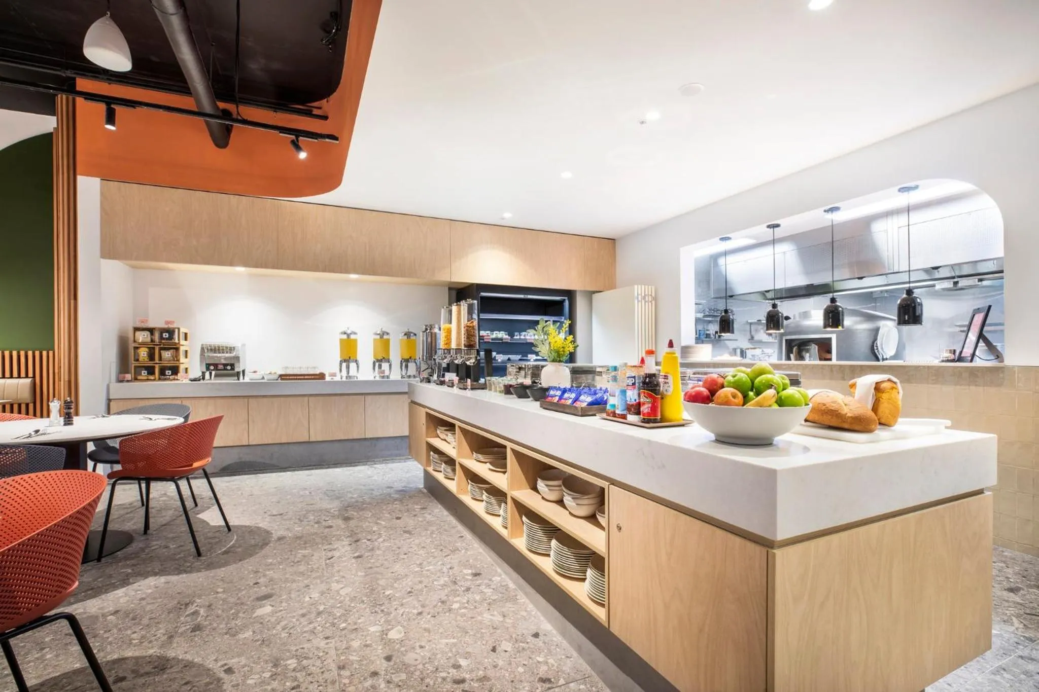 Restaurant/places to eat in Holiday Inn Dandenong by IHG