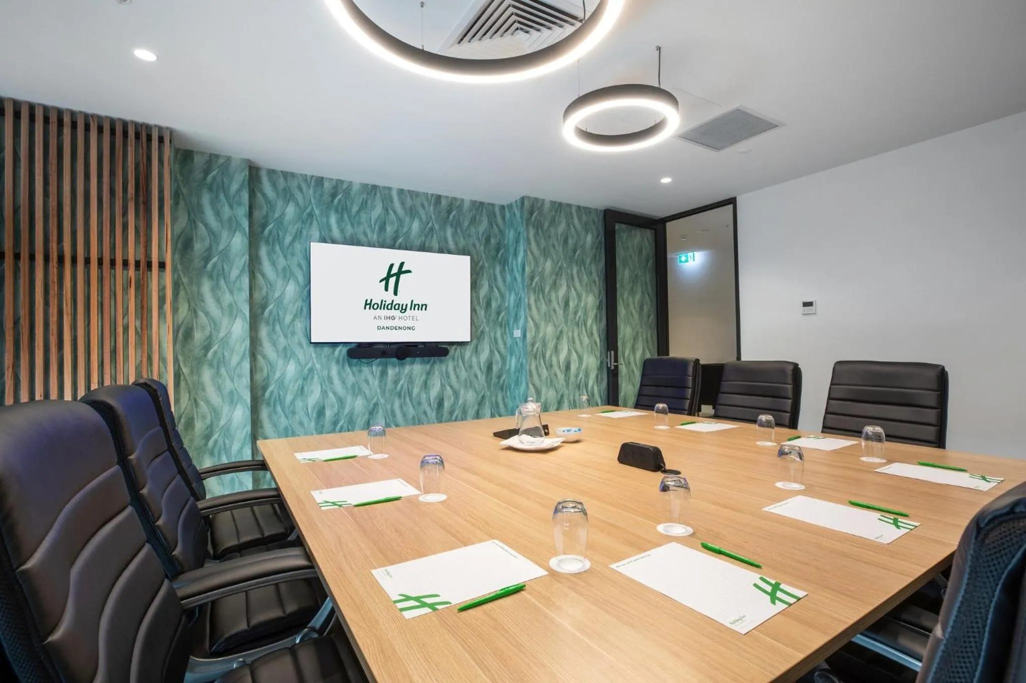 Meeting/conference room in Holiday Inn Dandenong by IHG