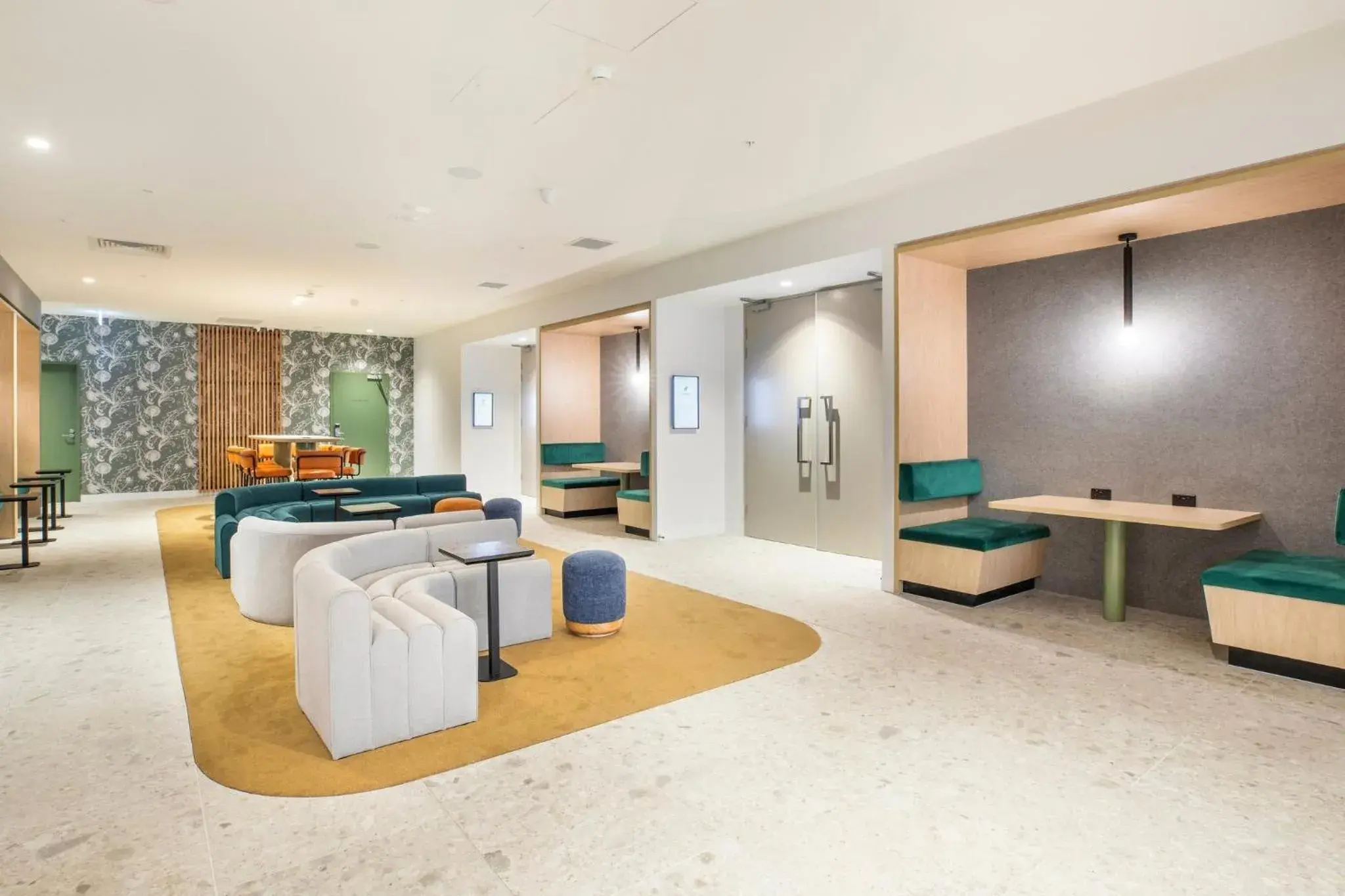 Property building in Holiday Inn Dandenong by IHG Property building in Holiday Inn Dandenong by IHG