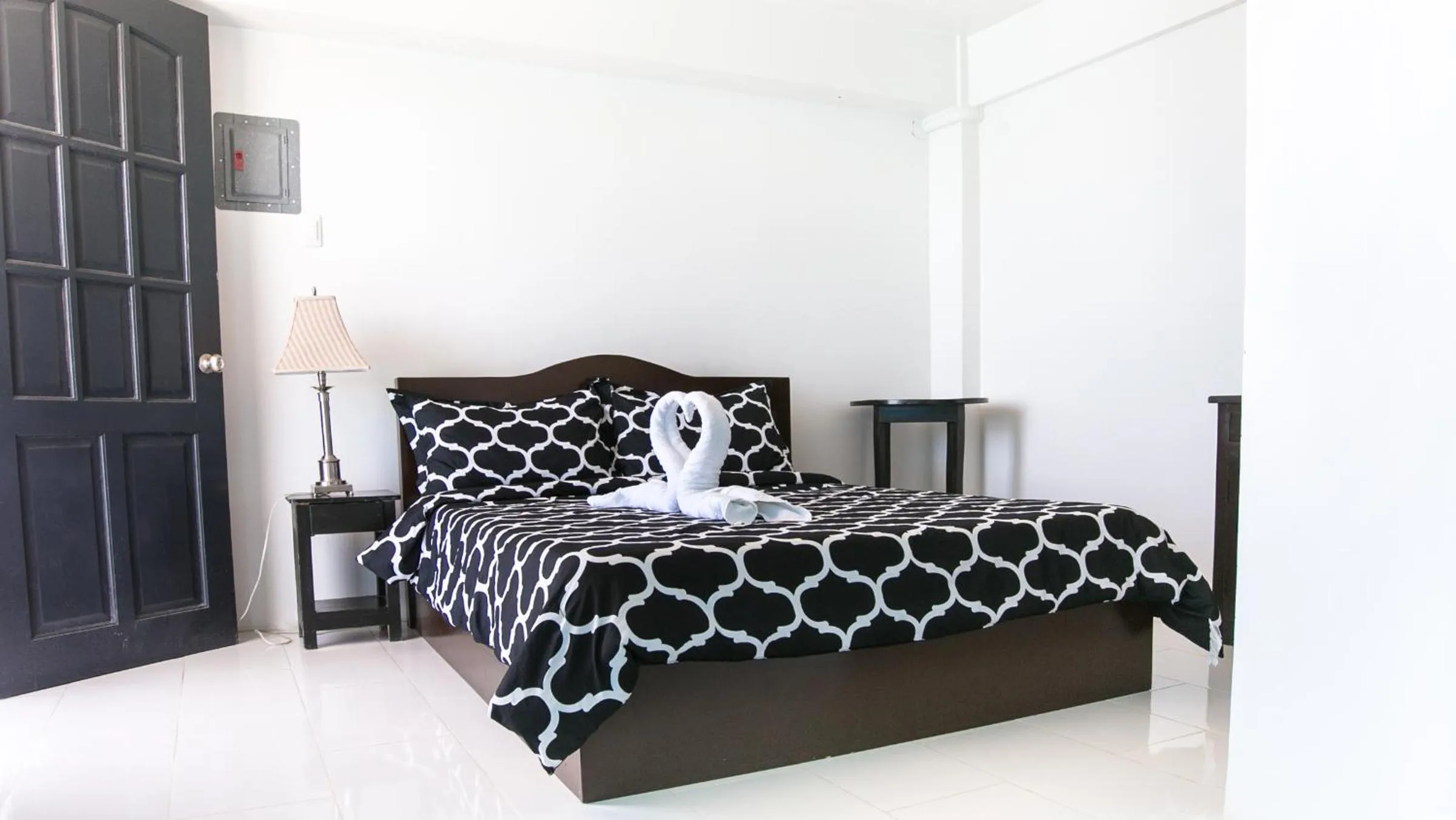 Bed in Jaynet Oceanview Resort