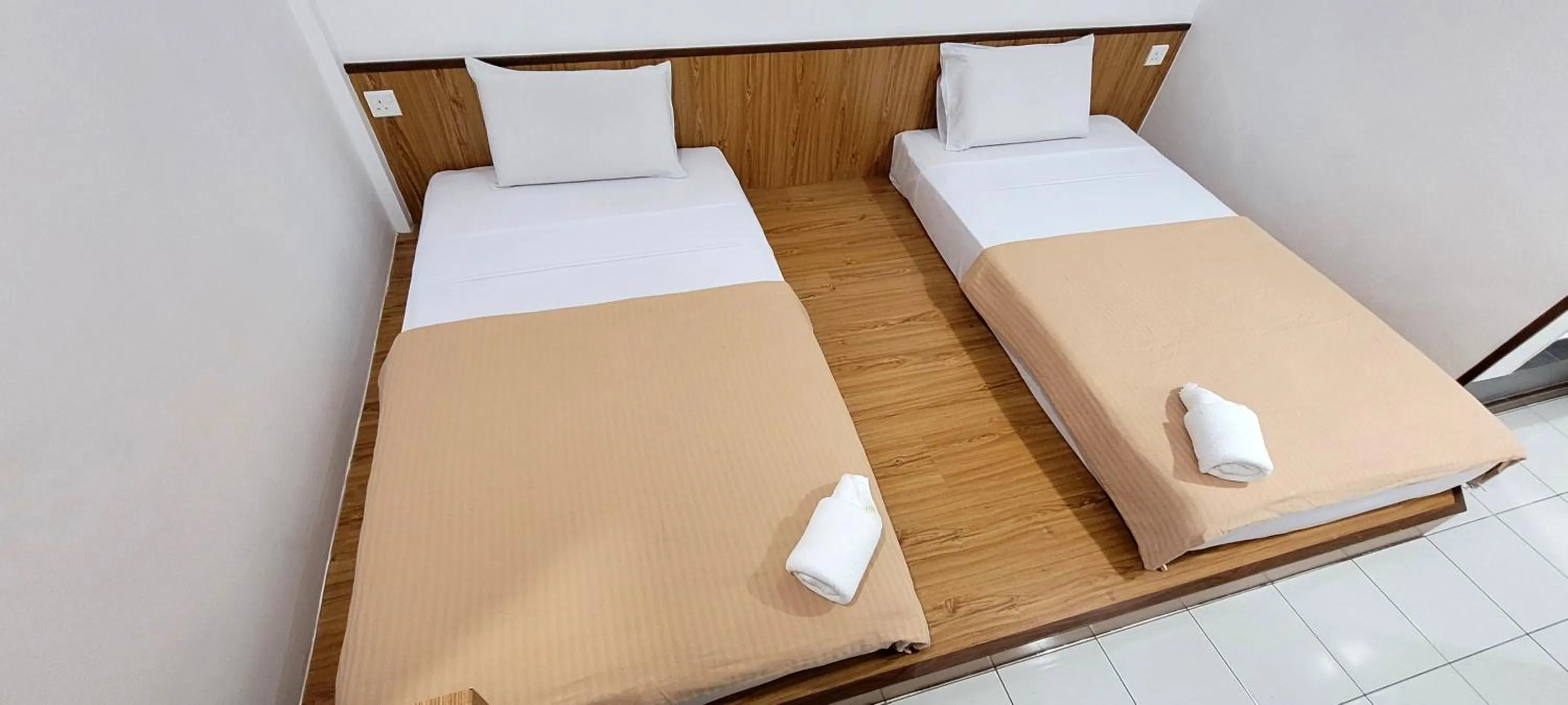 Bedroom, Bed in Api-Api GuestHouse