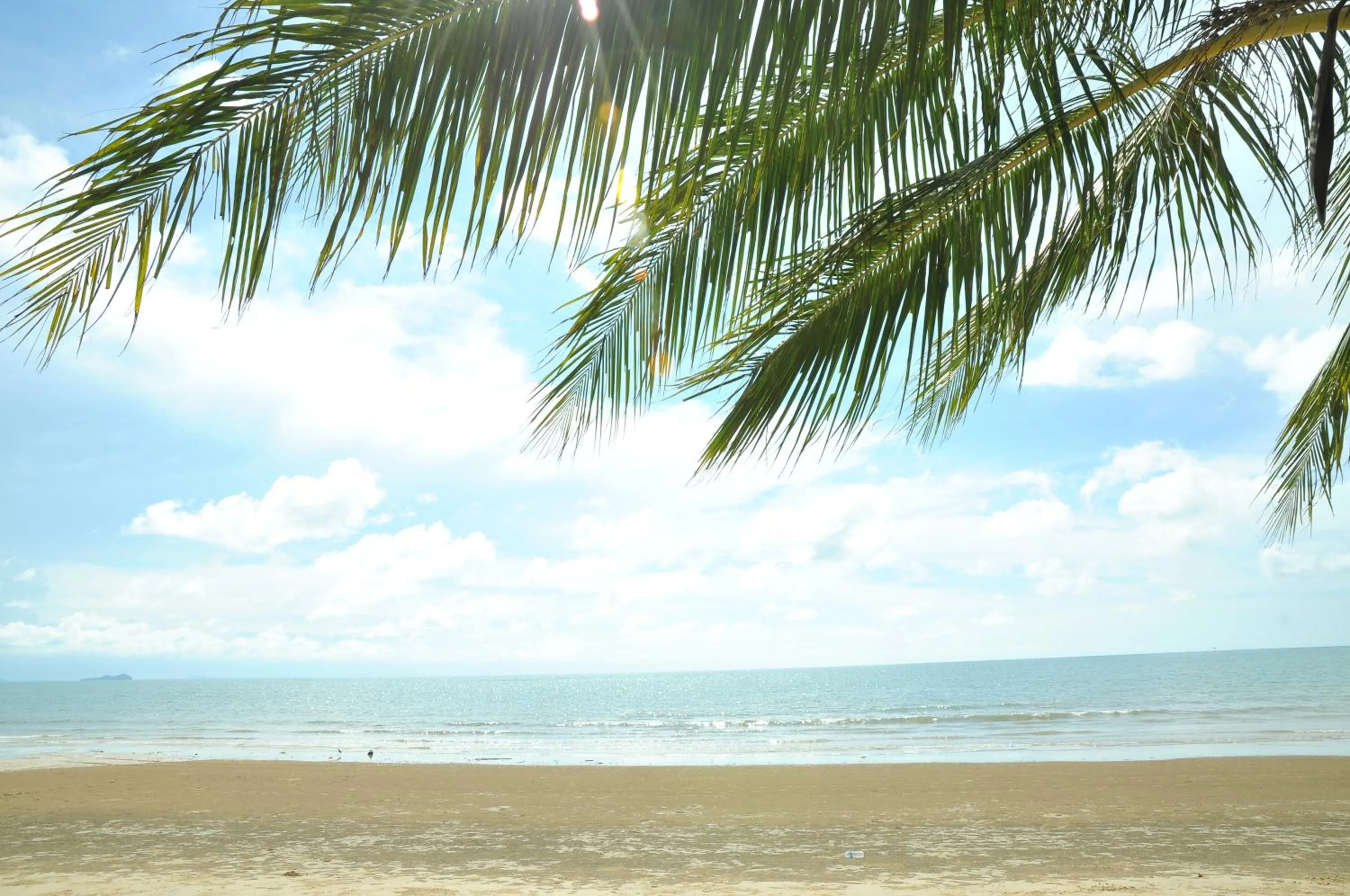 Beach in Api-Api GuestHouse