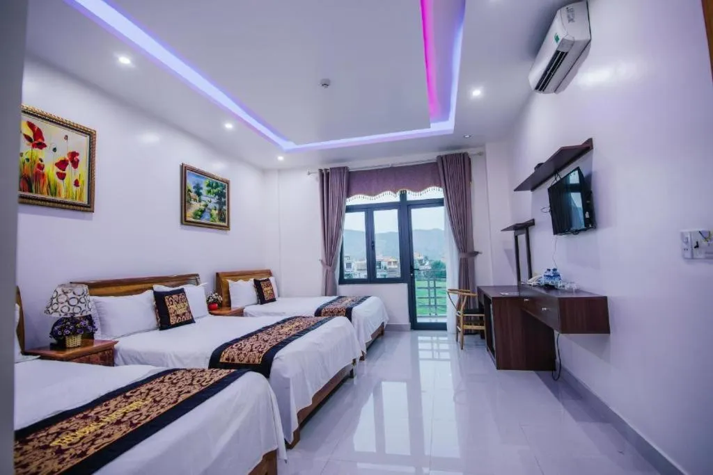 Bed in Thuong Hai Hotel