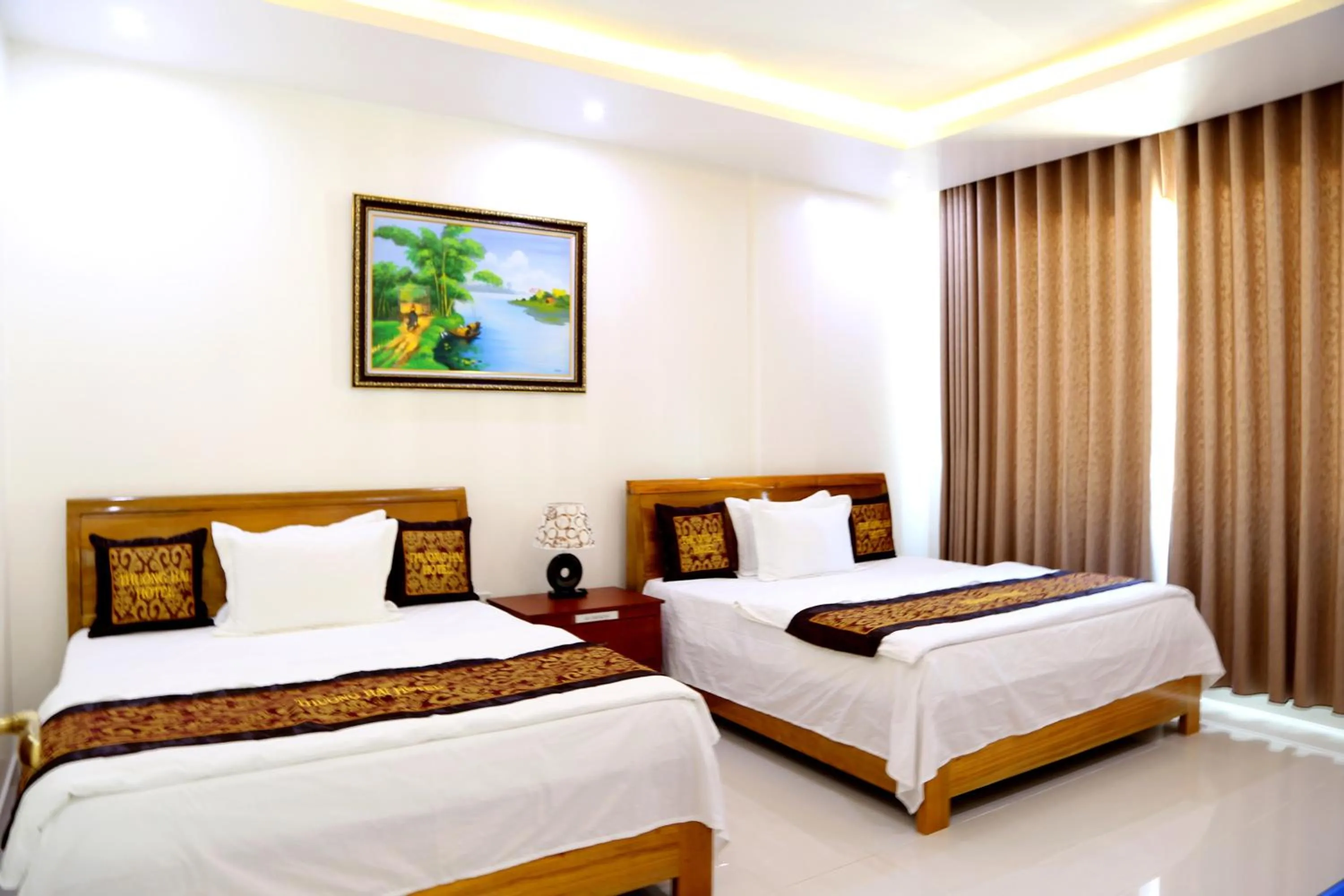 Bed in Thuong Hai Hotel