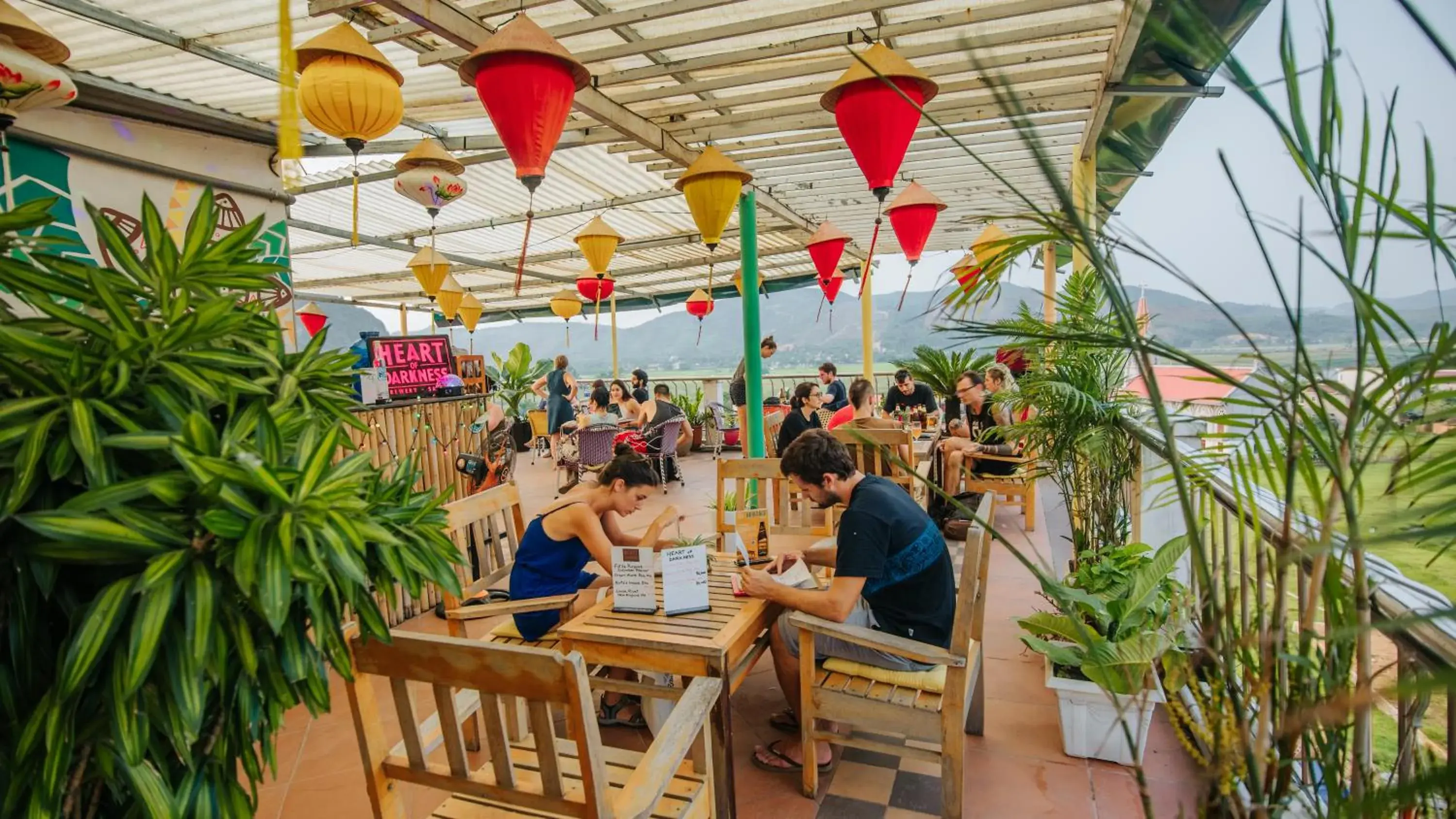 Lounge or bar in Thuong Hai Hotel Lounge or bar in Thuong Hai Hotel