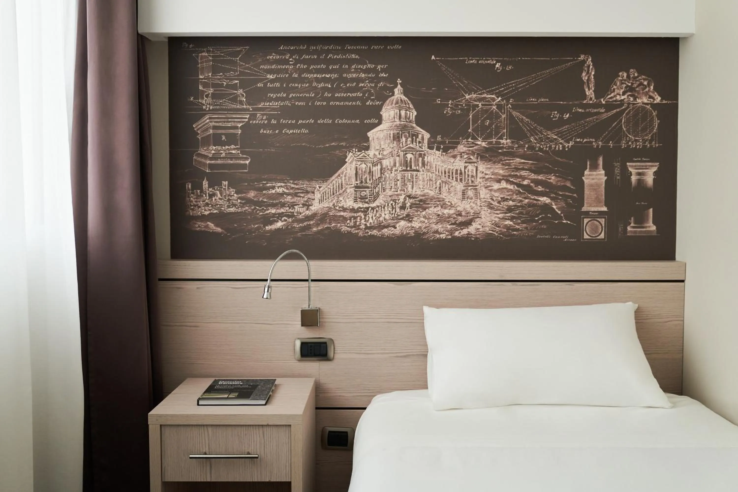 Bed in UNA Hotels Bologna San Lazzaro