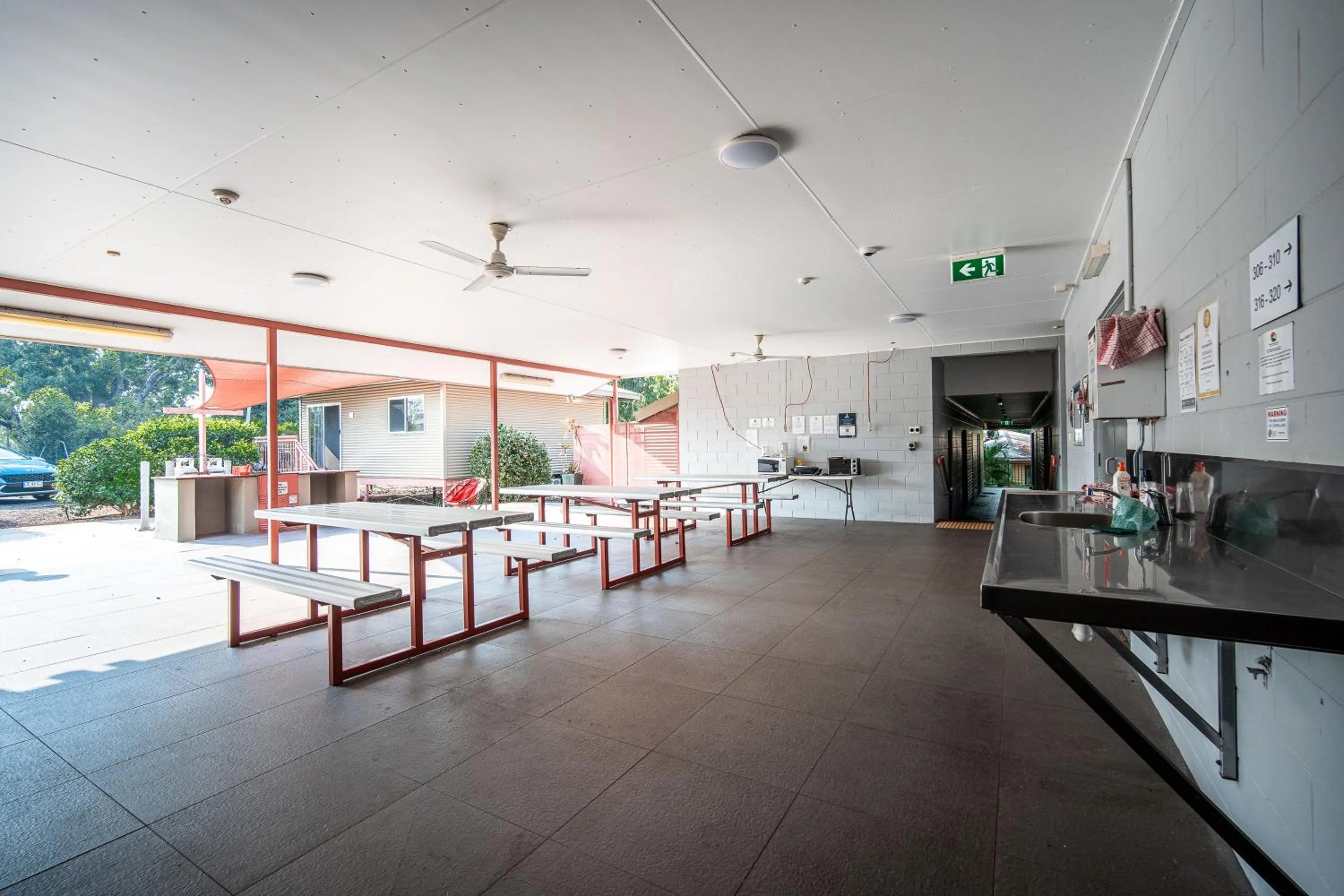 Communal kitchen in Hidden Valley Holiday Park Darwin