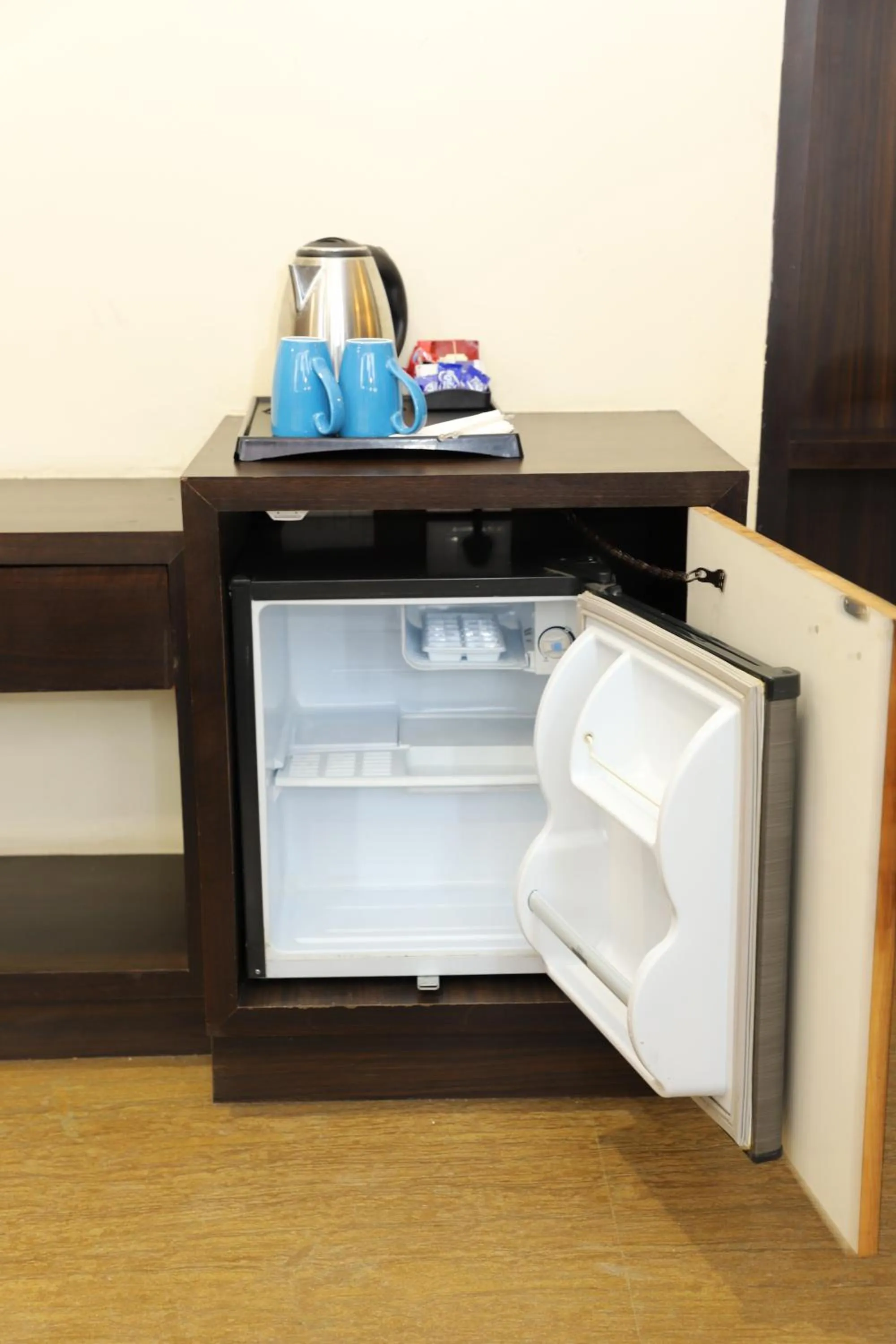 Coffee/tea facilities in Regenta Central Mewargarh, Near Biological park