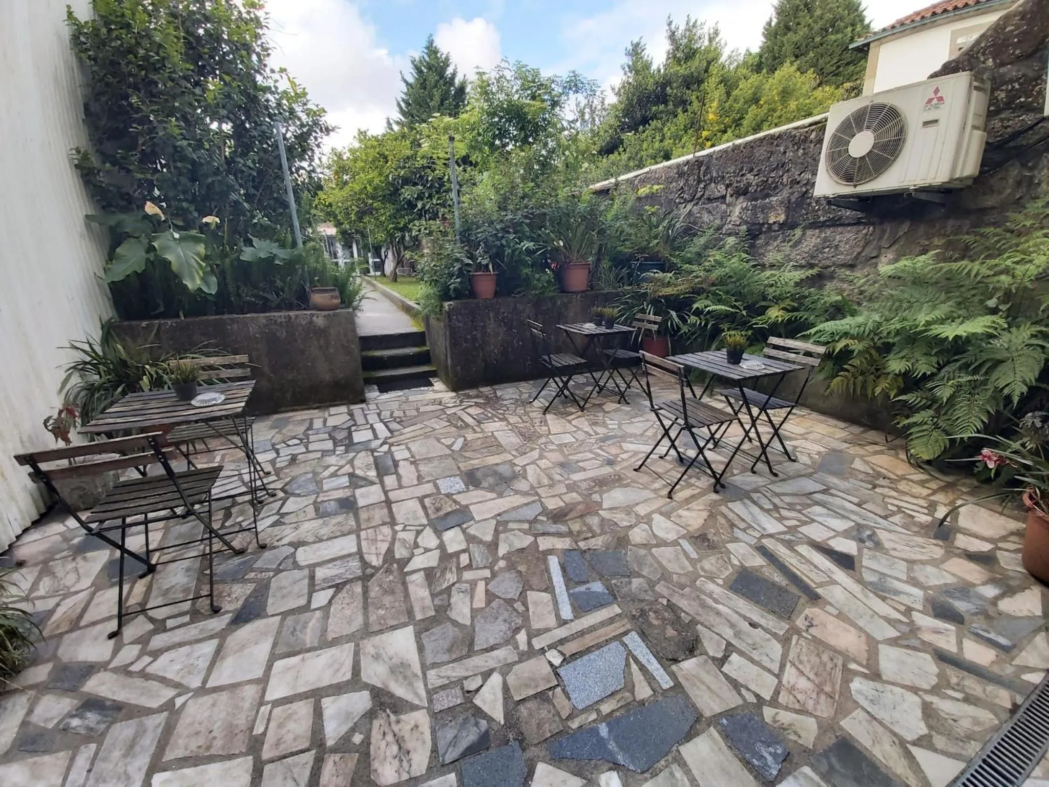 Garden in Hotel Mira D'Aire