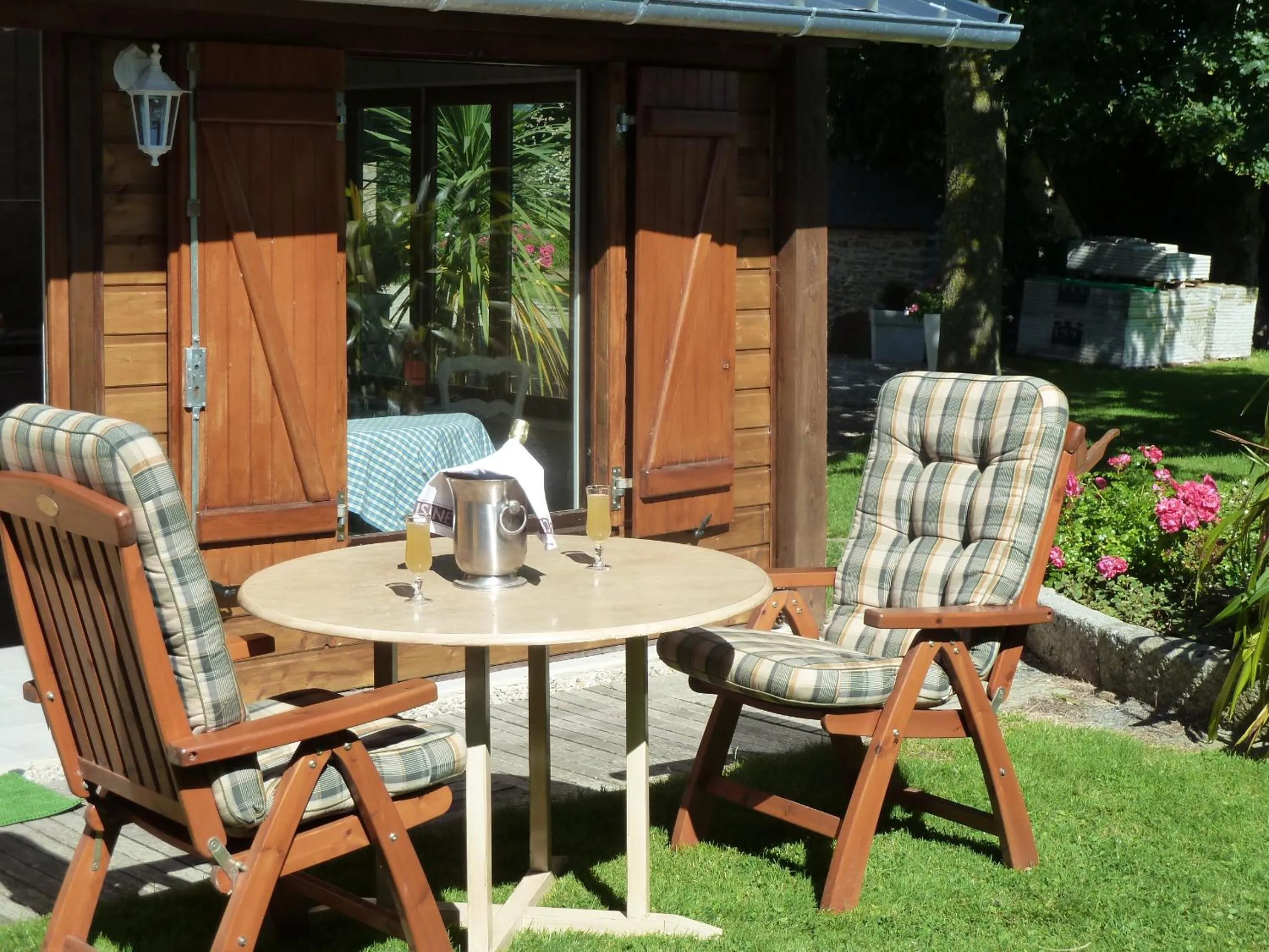 Property building in Les Bruyères du Mont