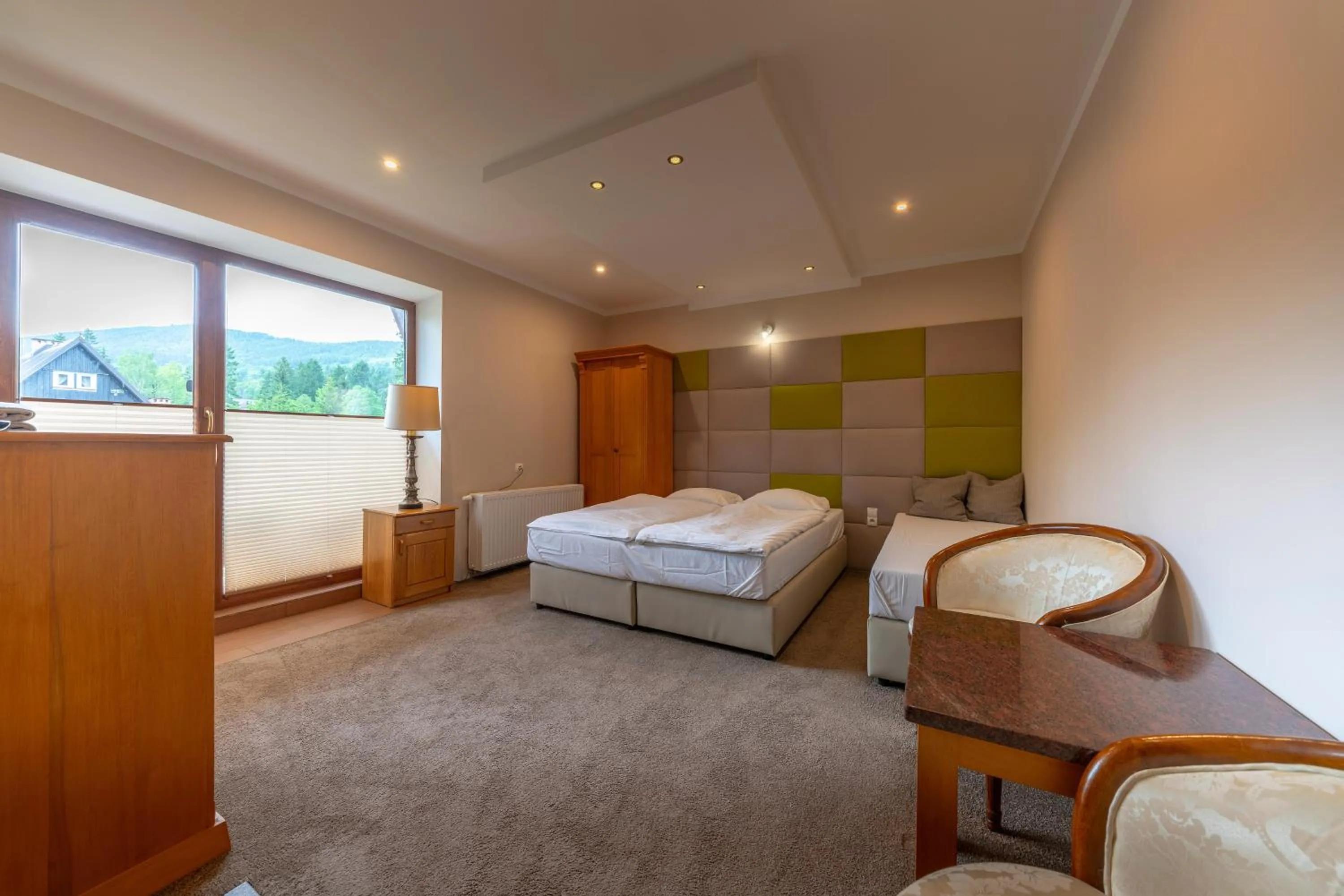 Photo of the whole room, Bed in Willa Magnat