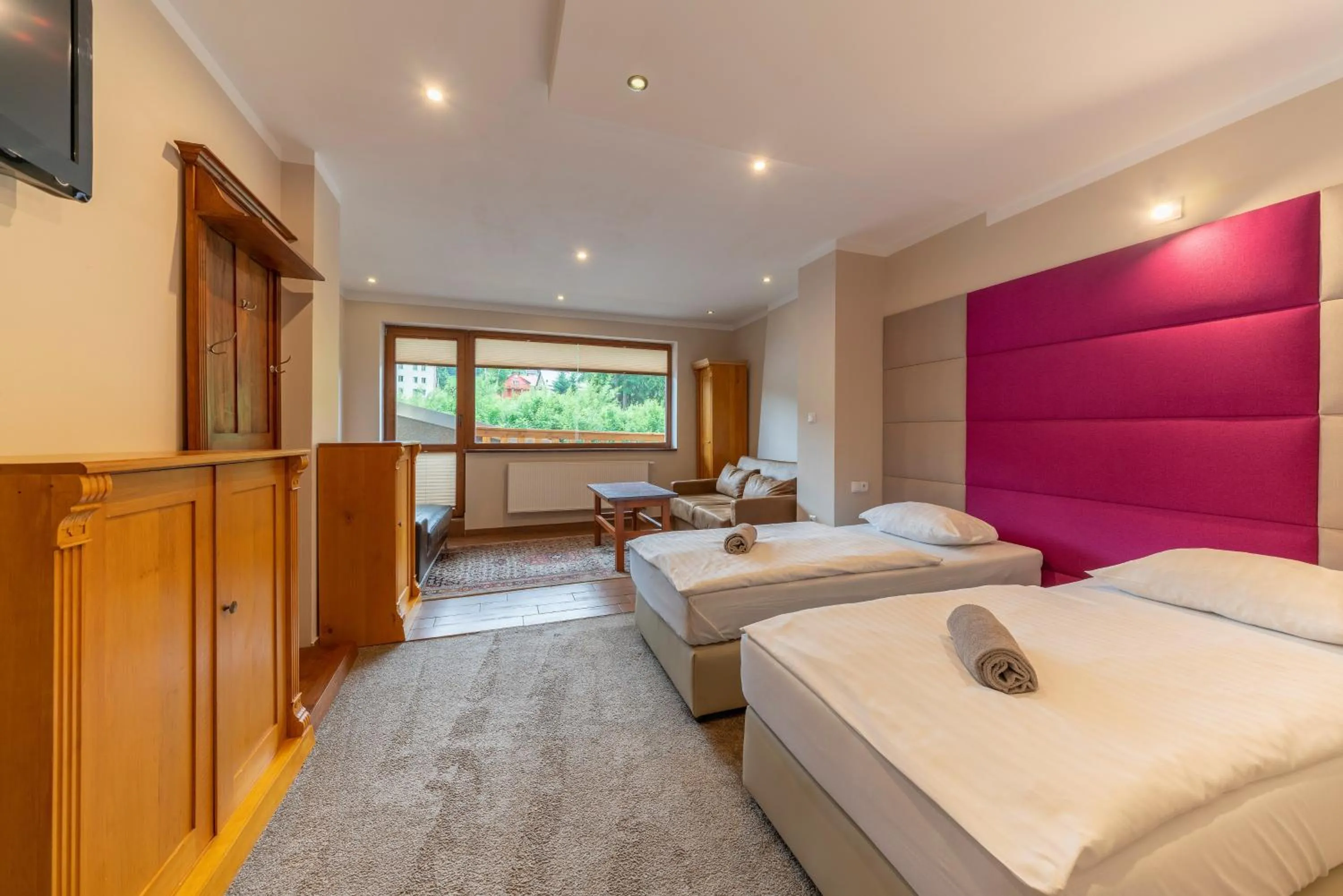 Photo of the whole room, Bed in Willa Magnat