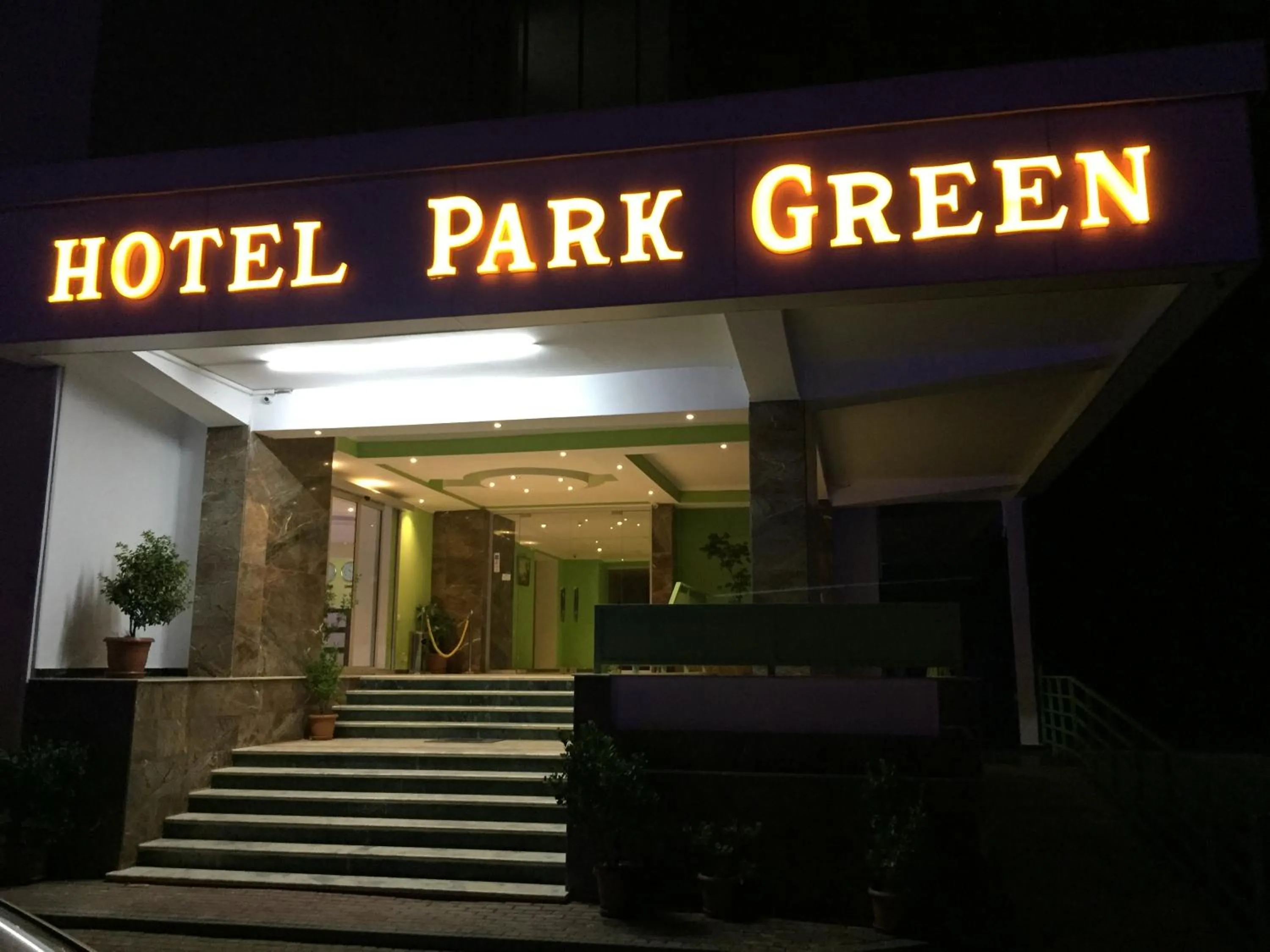 Facade/entrance in Hotel Park Green