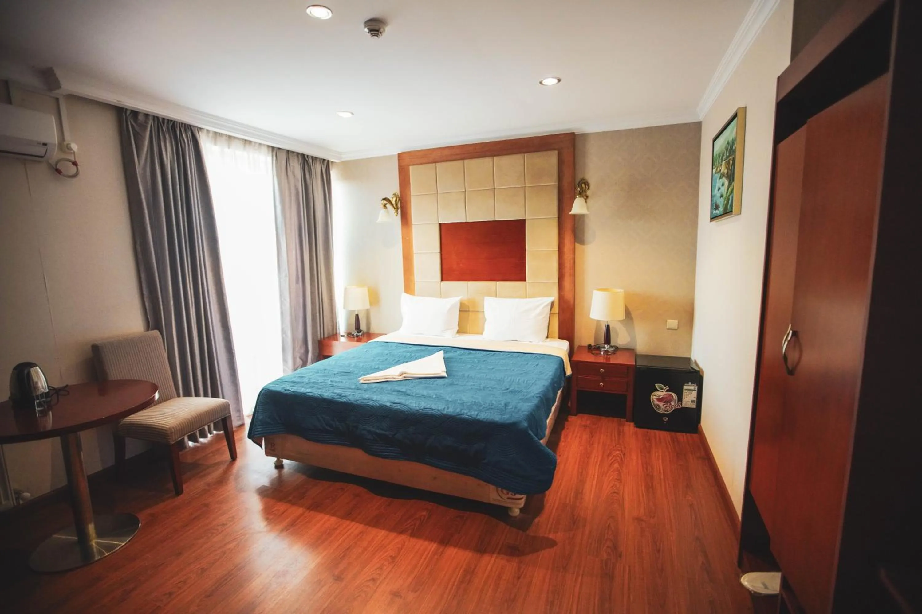 Bed in Hotel Park Green