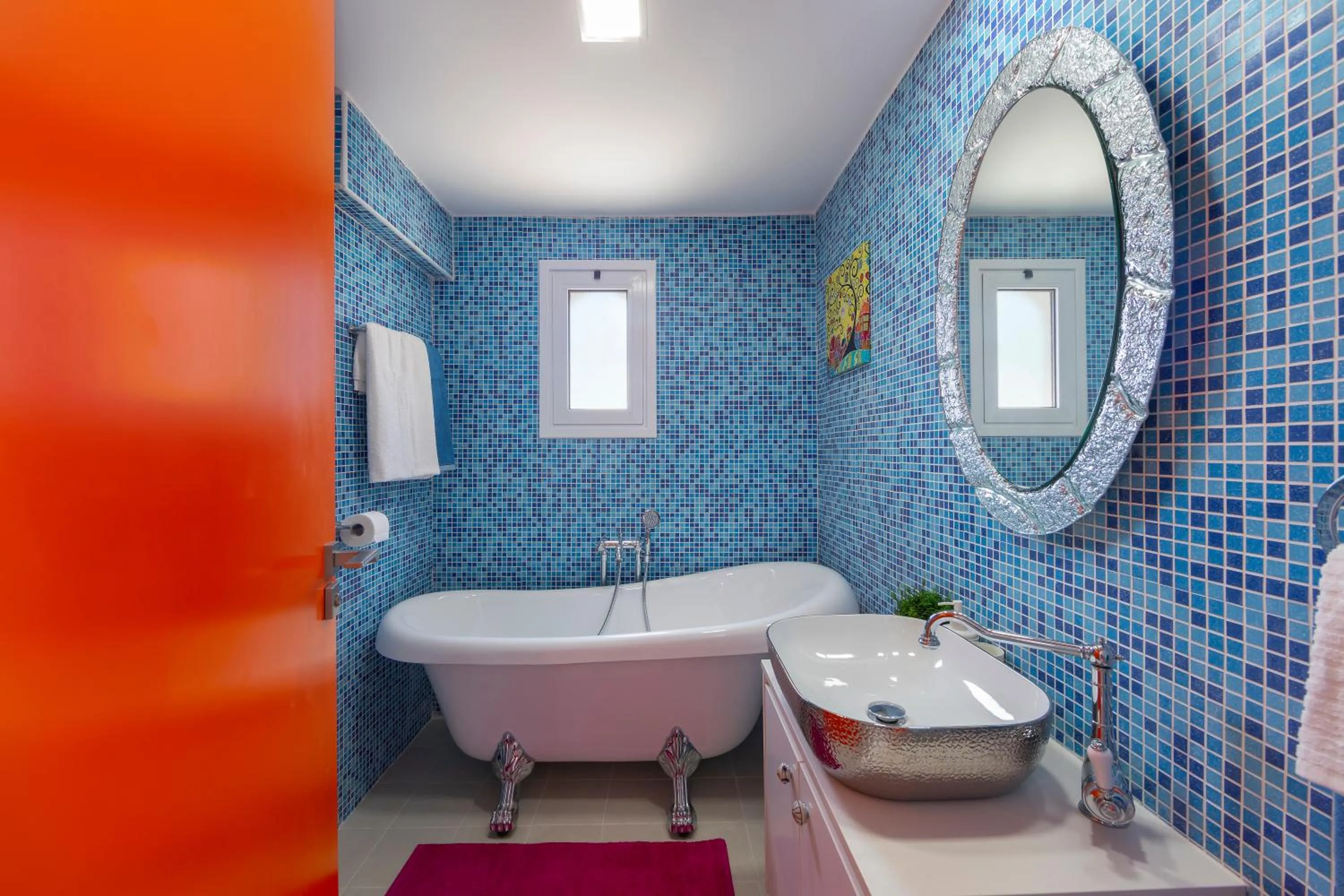 Bathroom in Castle Holiday Apartments