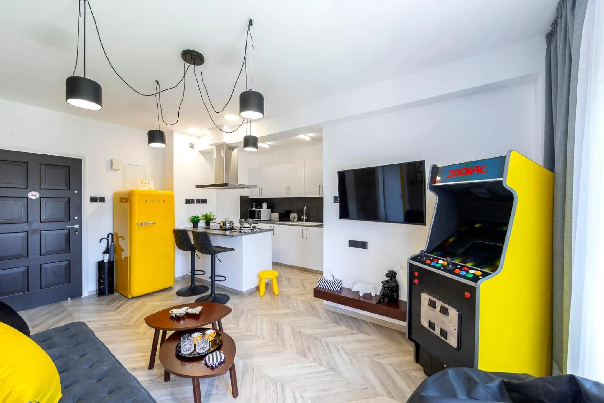 TV and multimedia in Castle Holiday Apartments