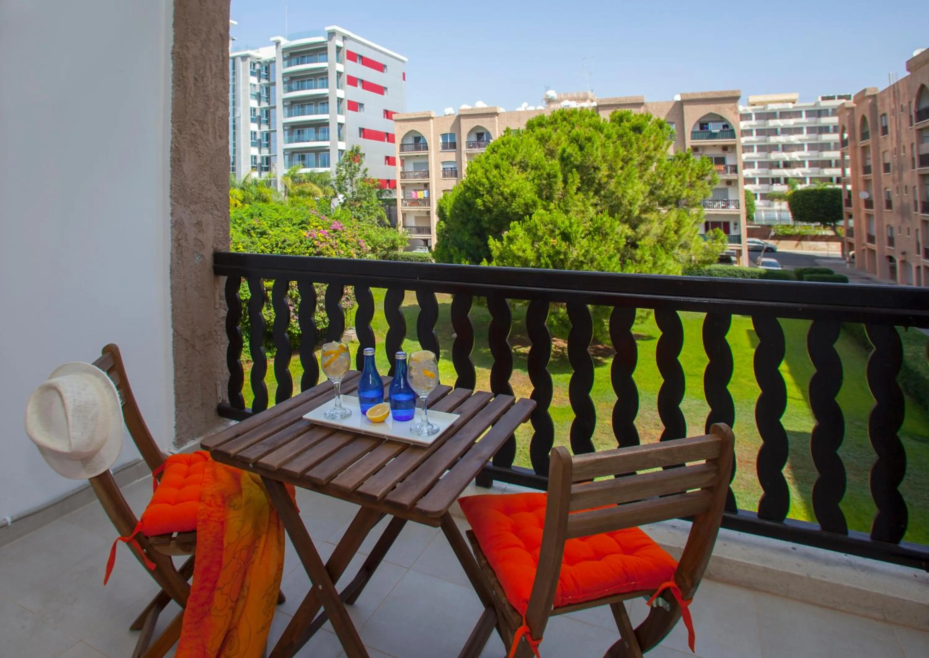 Garden in Castle Holiday Apartments