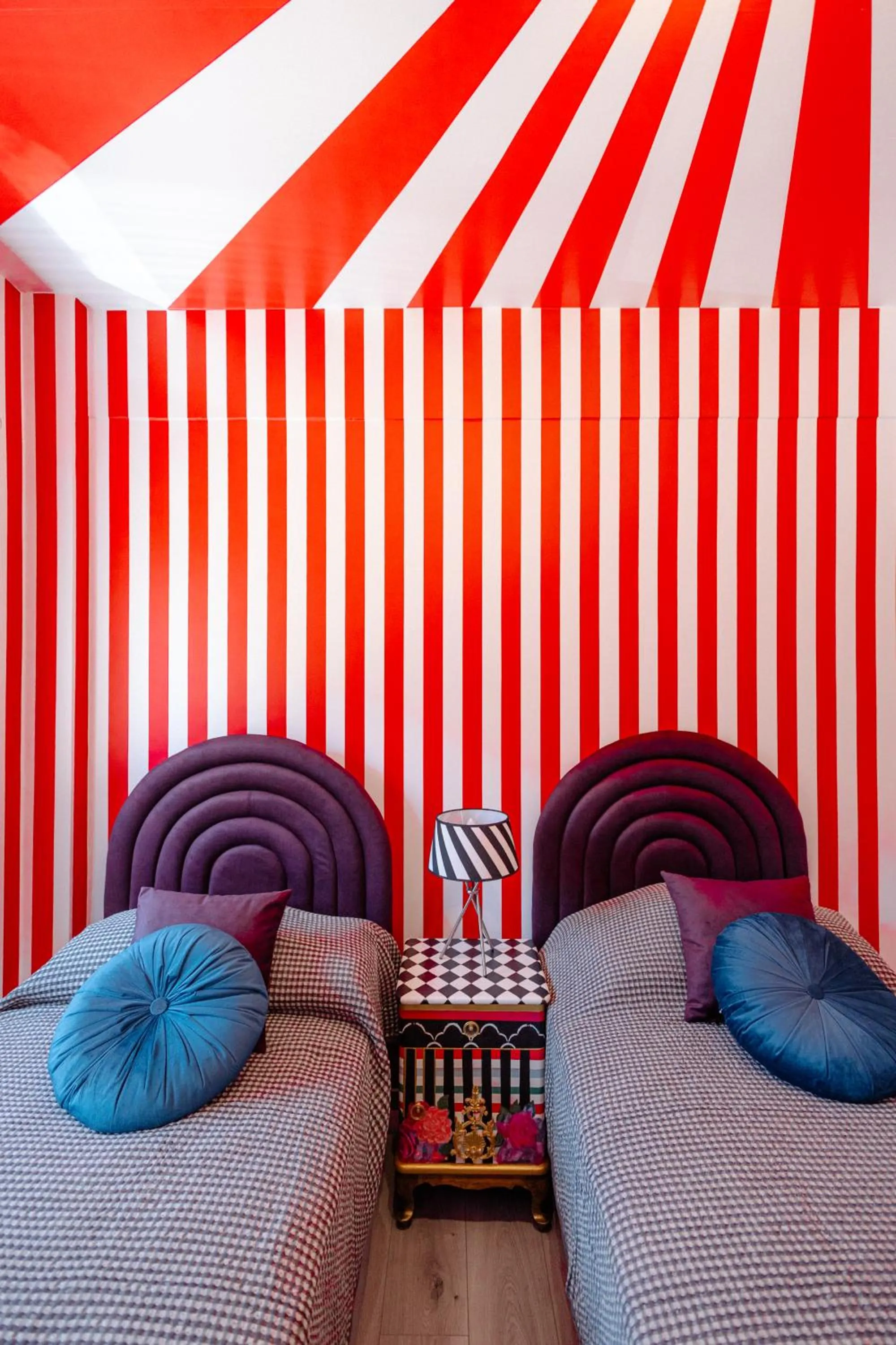 Bed in Castle Holiday Apartments