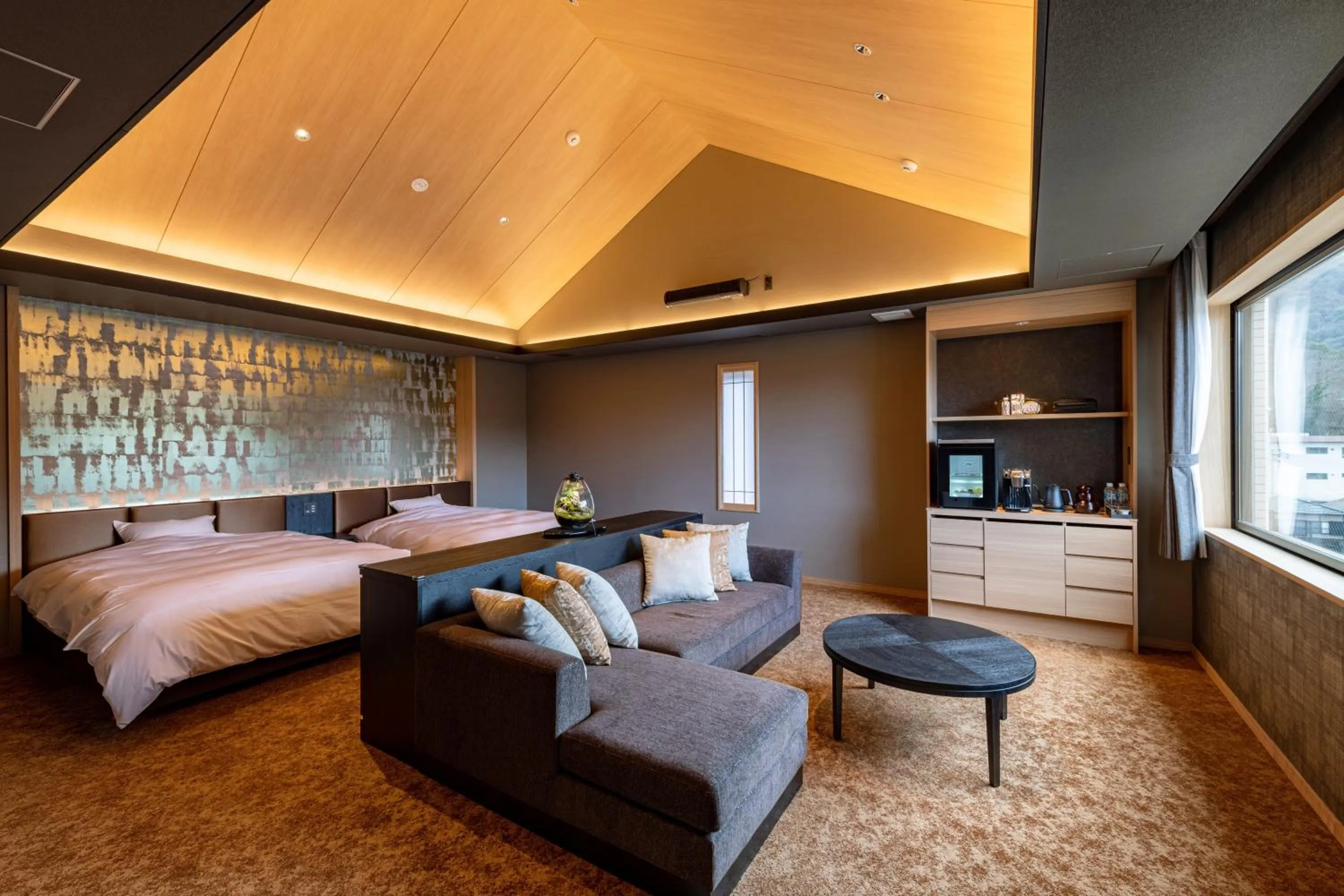 Photo of the whole room, Bed in Arima Onsen ShikinoIrodori Hatago