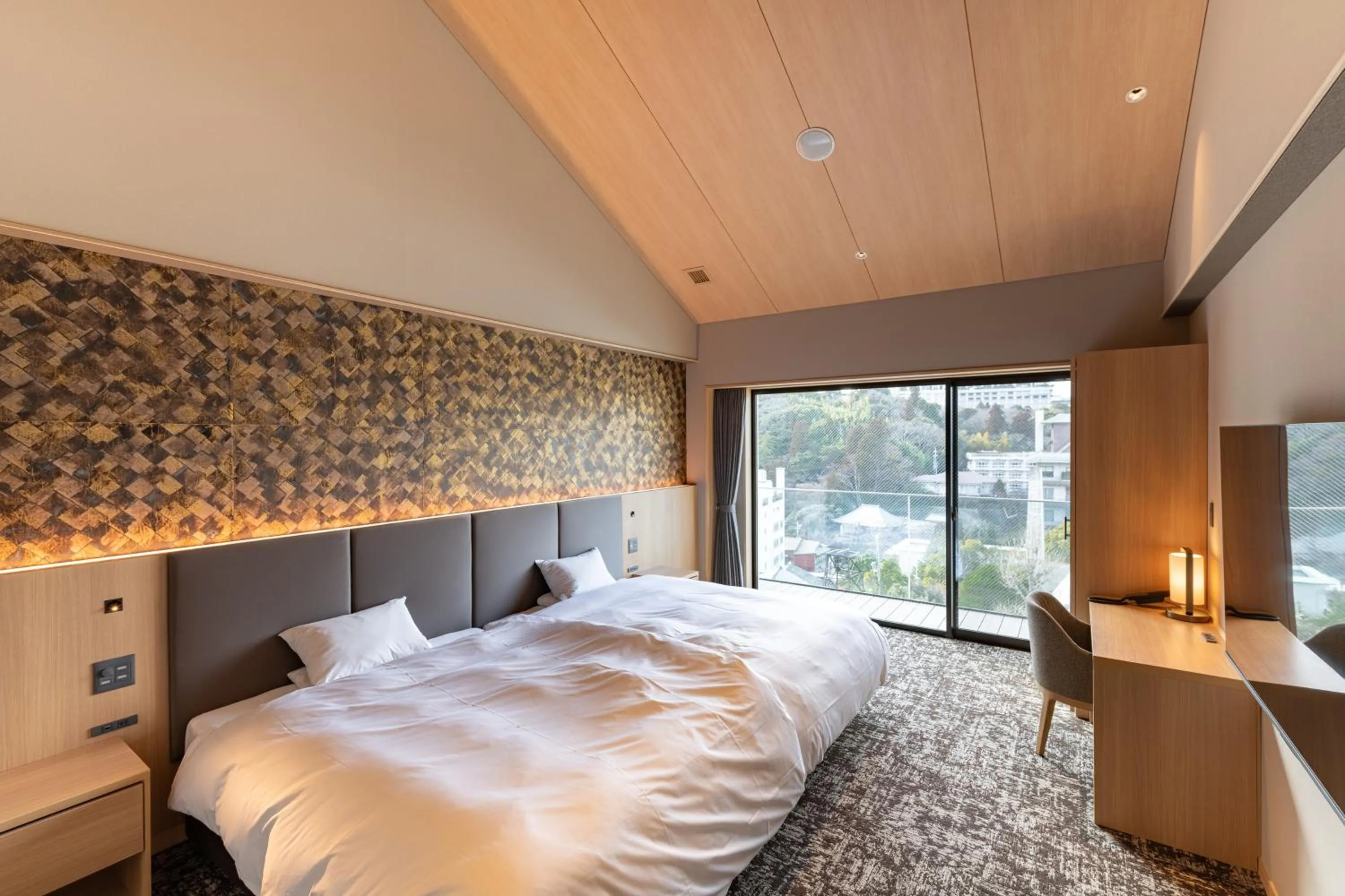 Bed in Arima Onsen ShikinoIrodori Hatago