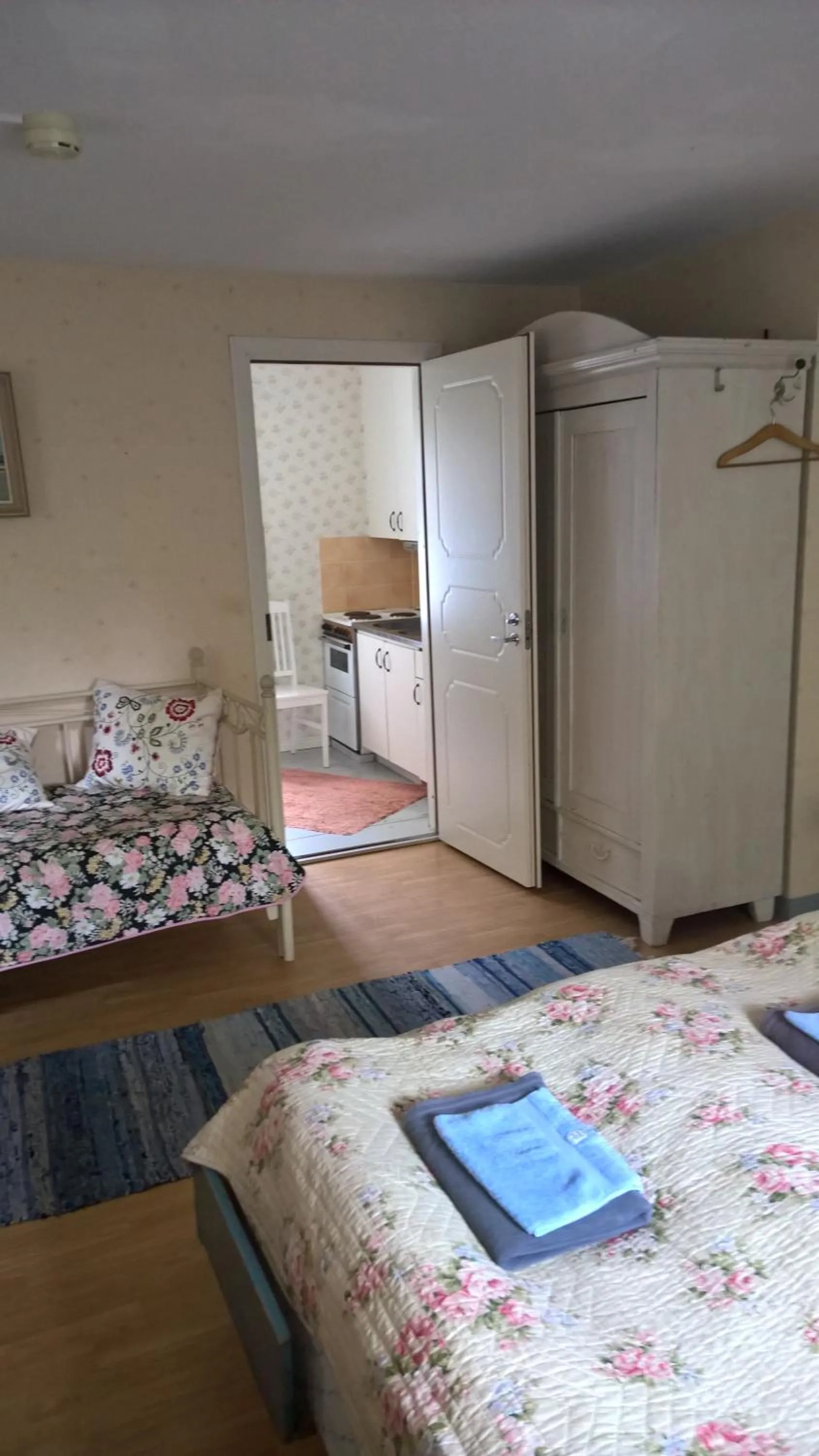 Photo of the whole room, Bed in Majatalo Martta