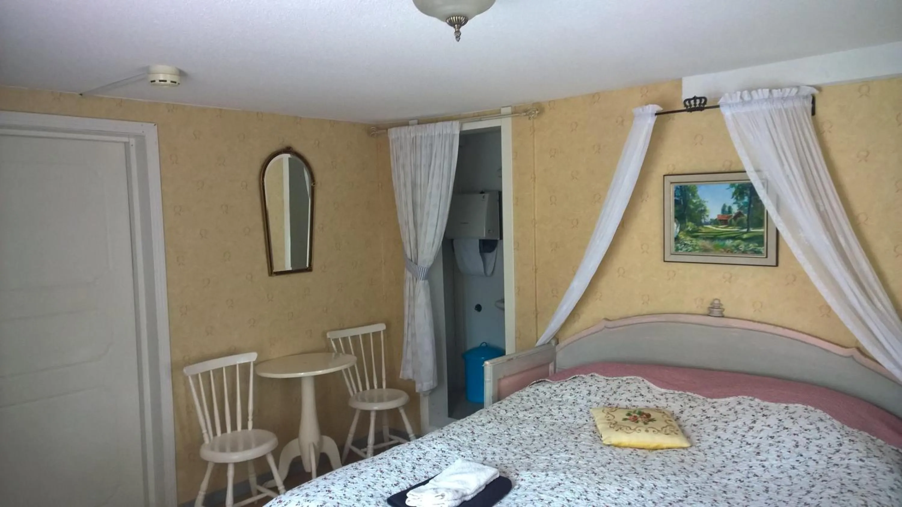 Photo of the whole room, Bed in Majatalo Martta