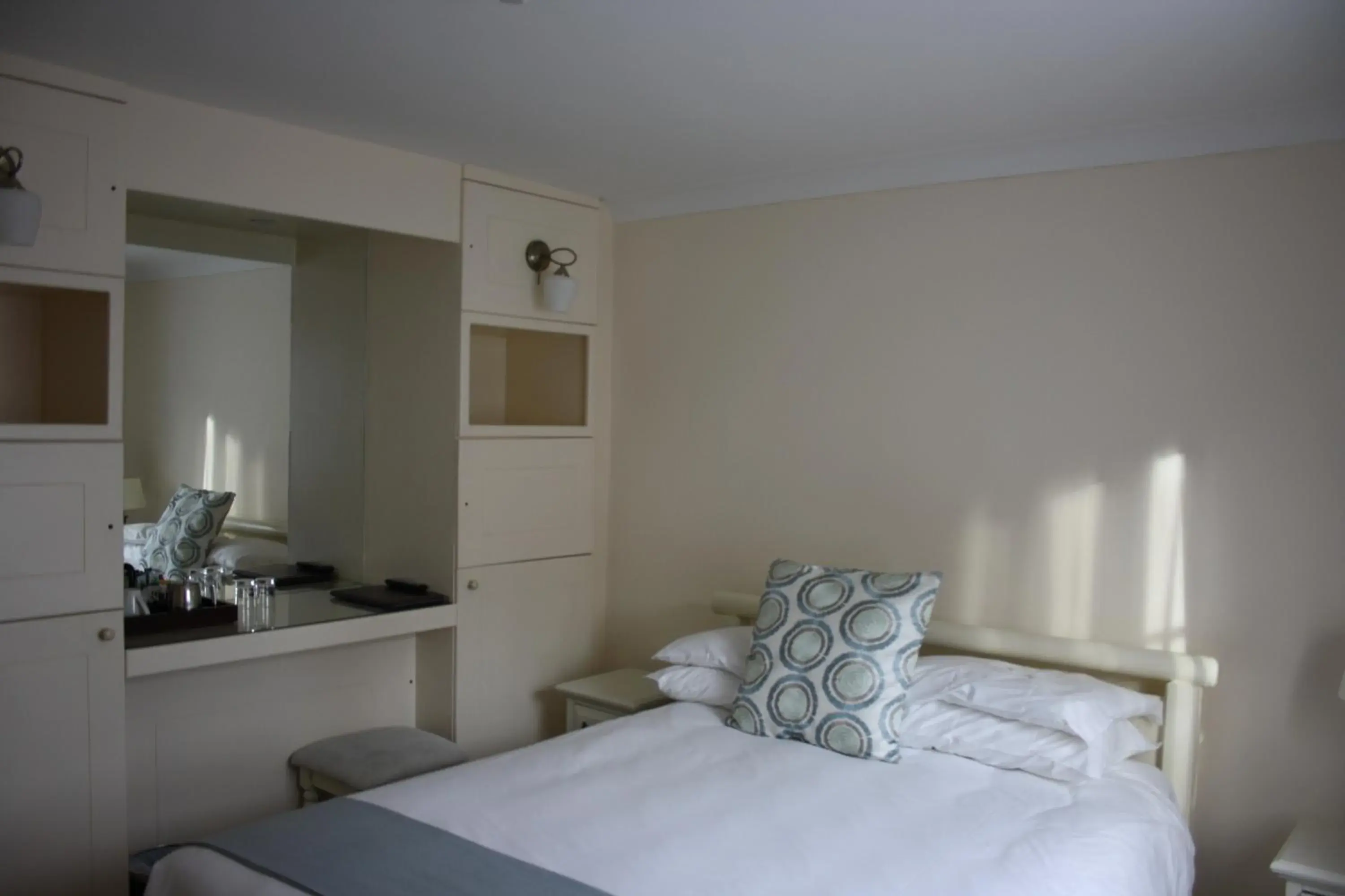 Double or Twin Room - single occupancy in Thanington Hotel Double or Twin Room - single occupancy in Thanington Hotel