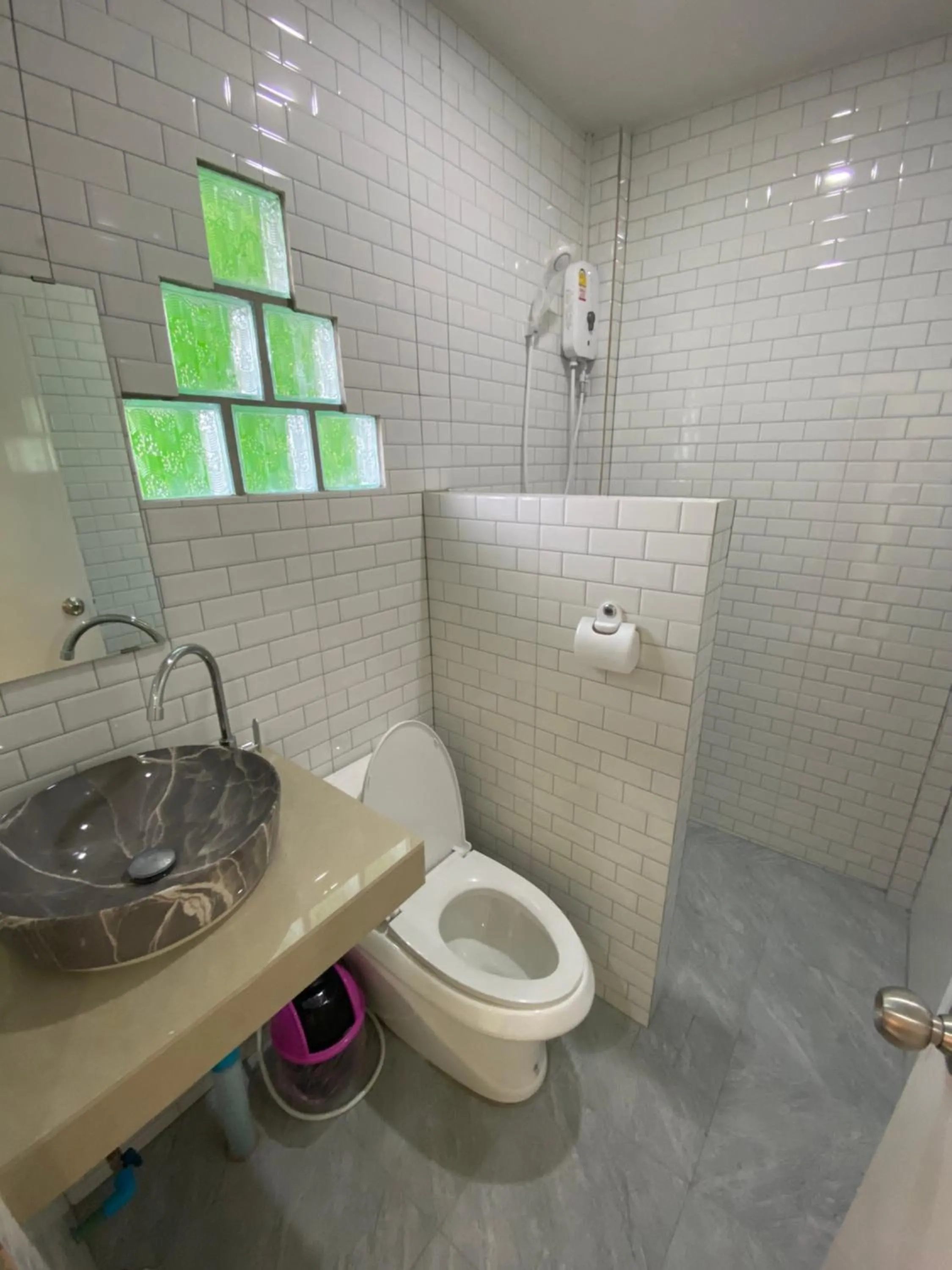 Bathroom in Budchui Guesthouse