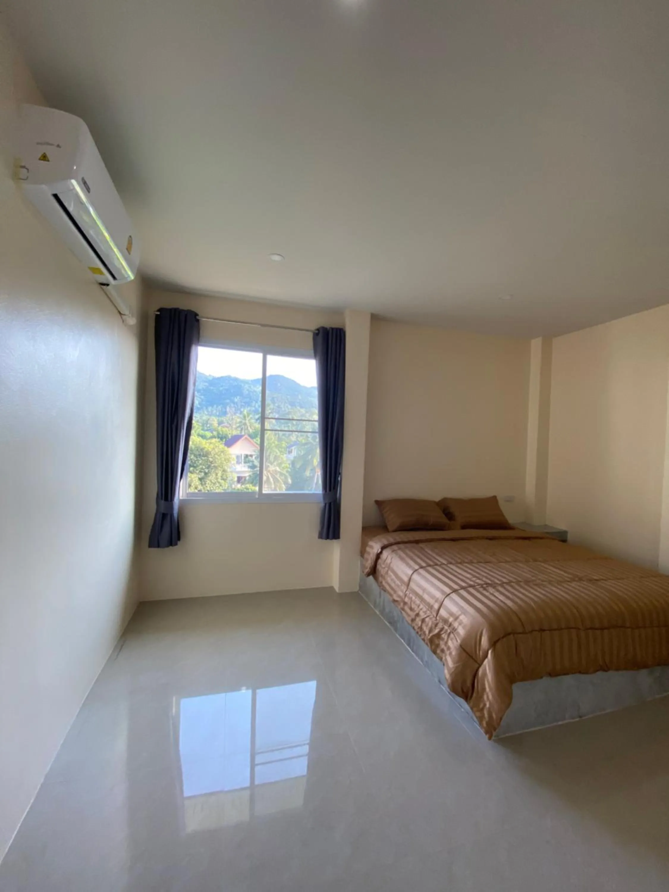 Photo of the whole room, Bed in Budchui Guesthouse