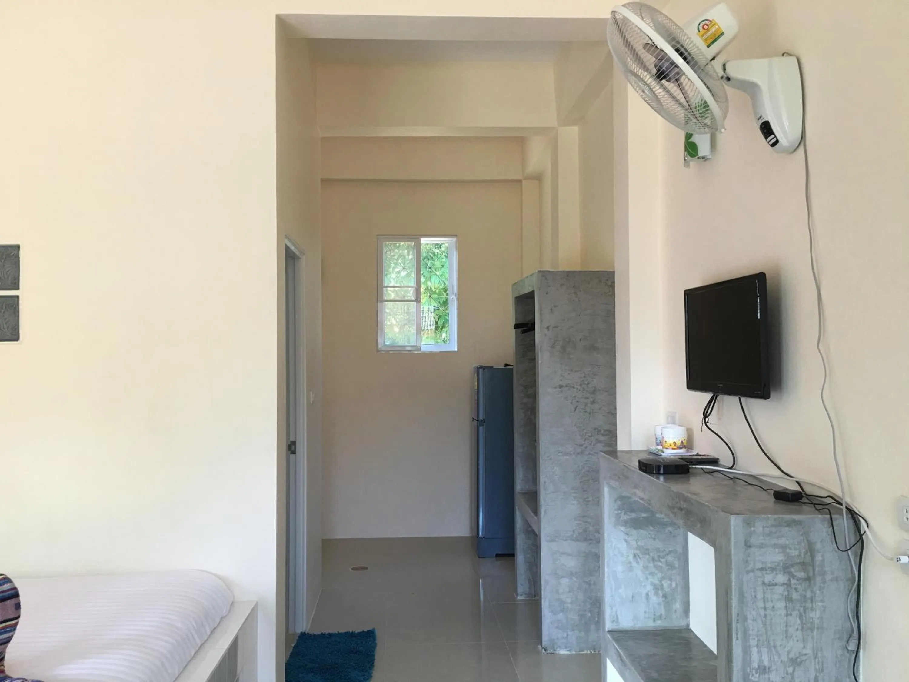 Photo of the whole room, Bed in Budchui Guesthouse