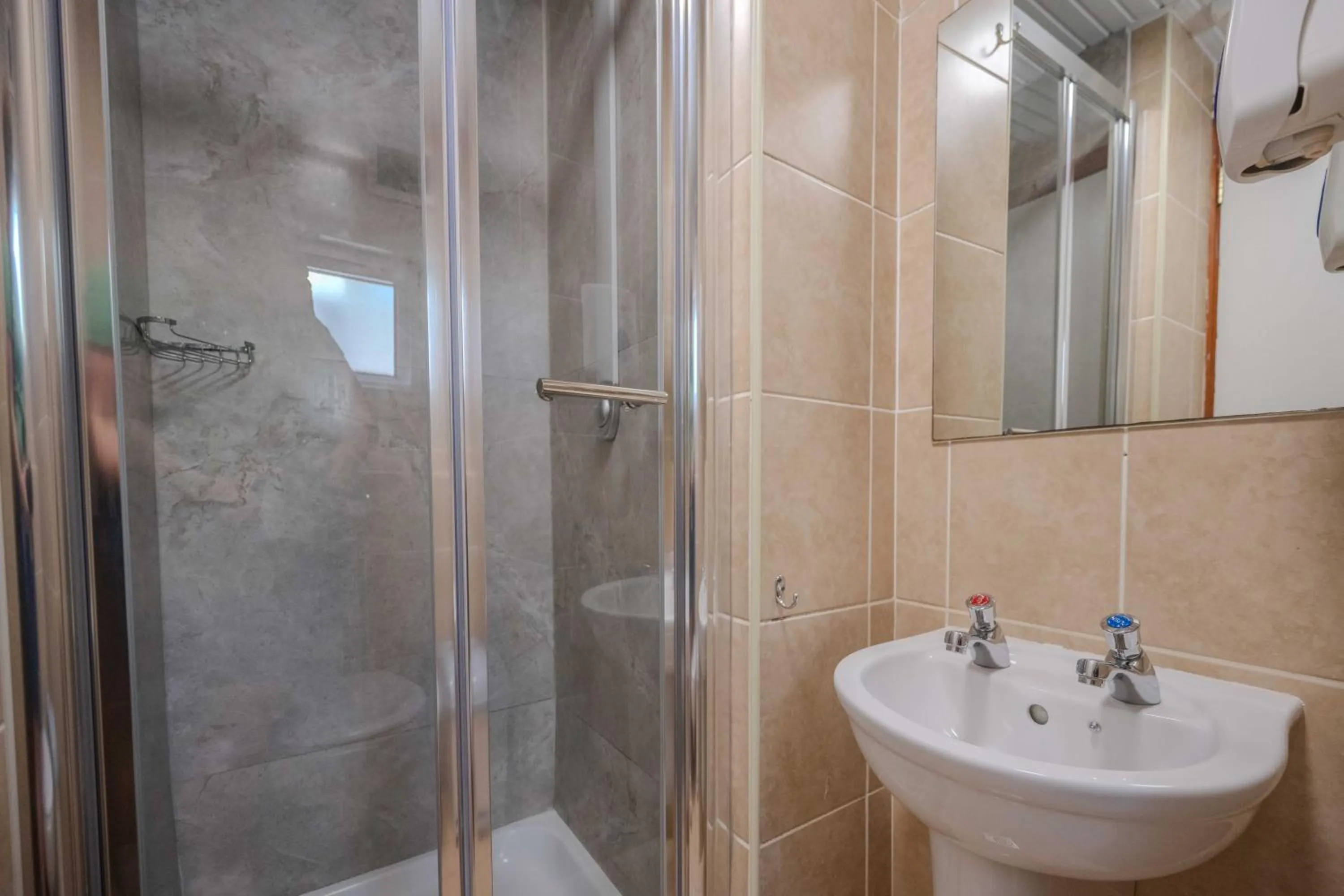 Sheilas Tourist Hostel