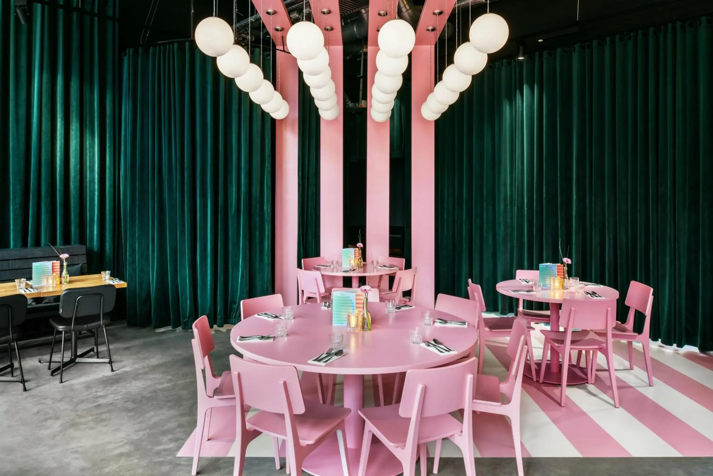 Restaurant/places to eat in The Social Hub Groningen Restaurant/places to eat in The Social Hub Groningen