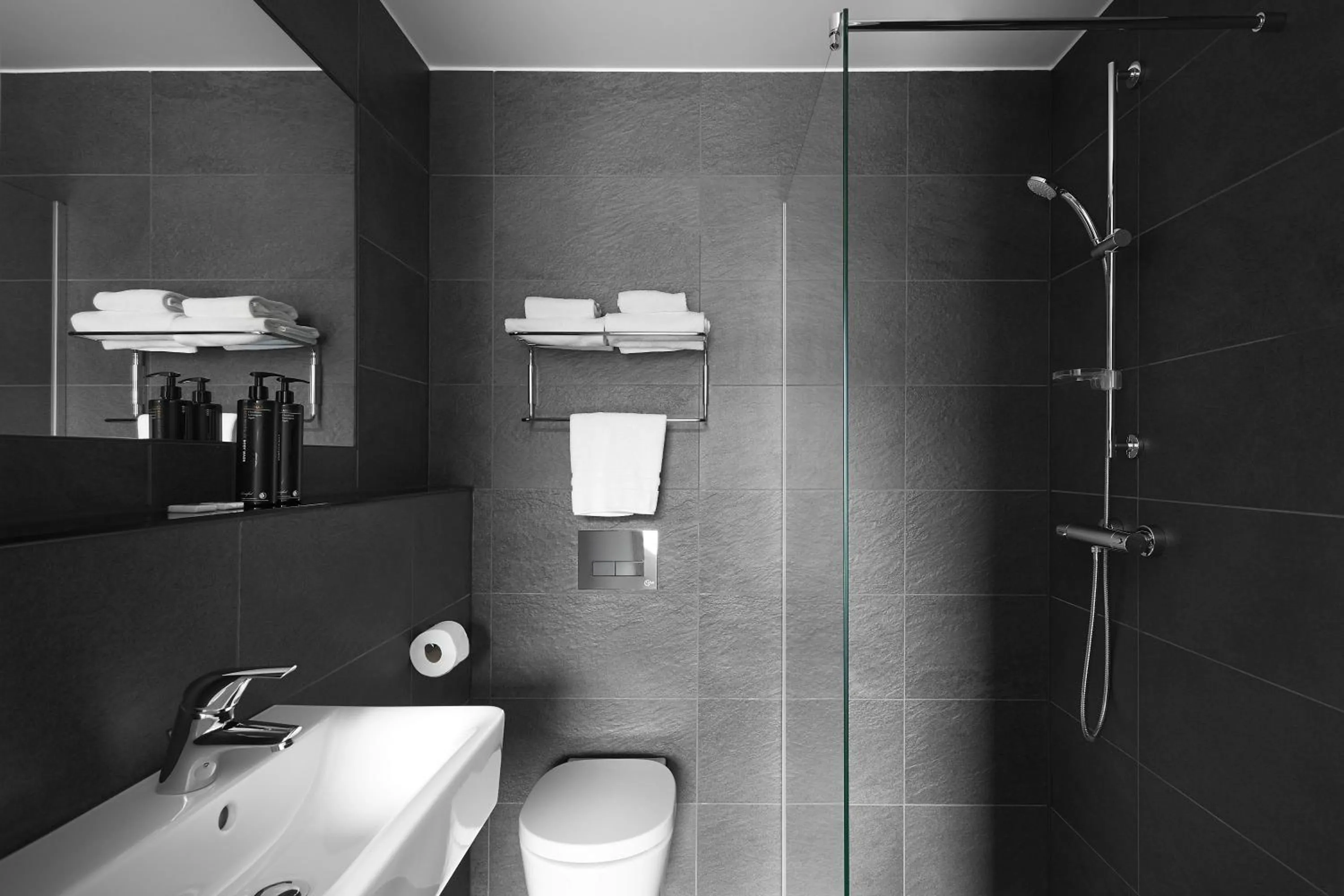 Bathroom in The Social Hub Groningen