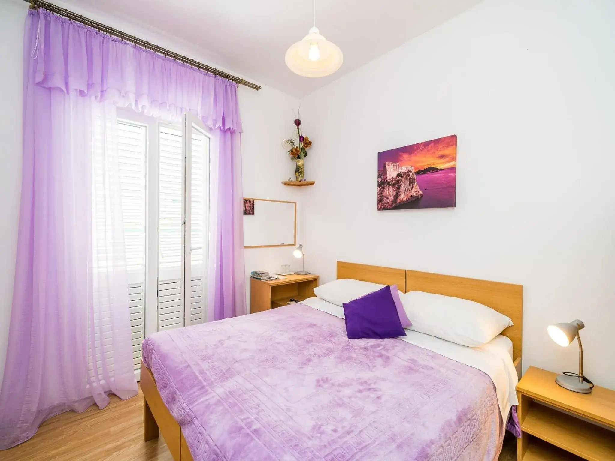 Superior Double or Twin Room with Balcony and Sea View in Guest House Villa Nina Superior Double or Twin Room with Balcony and Sea View in Guest House Villa Nina