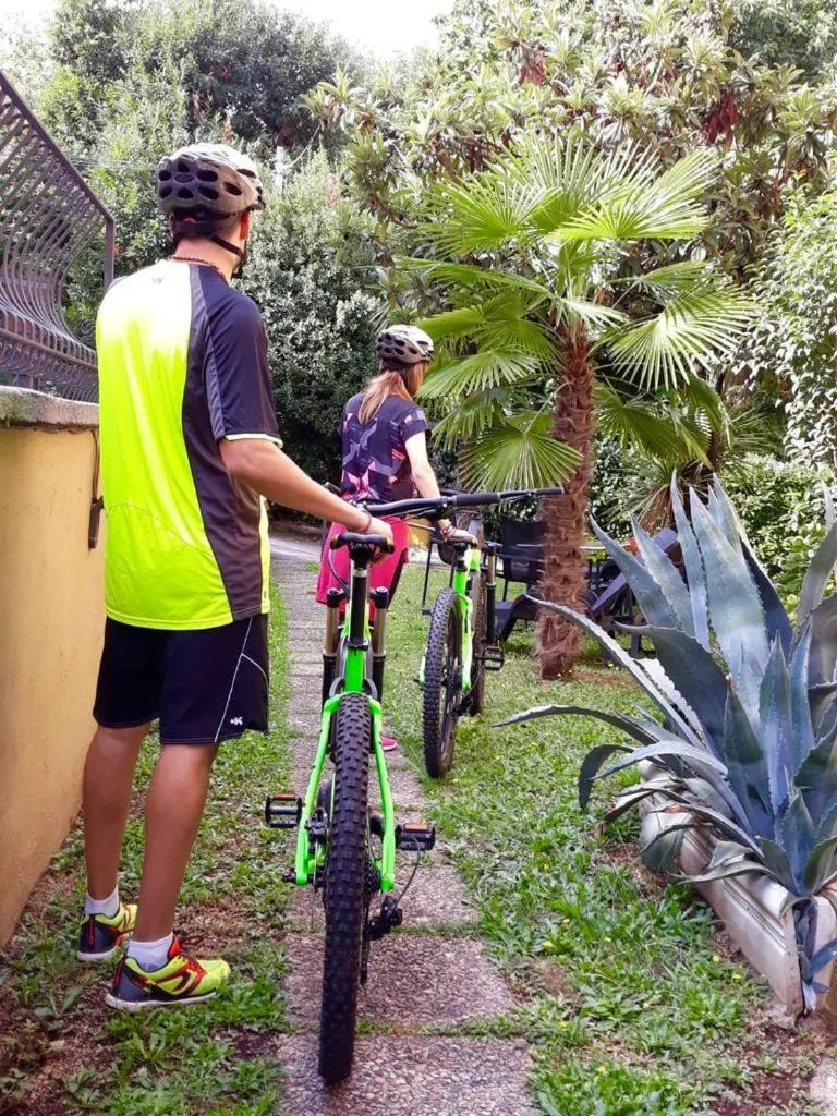 People in Hotel Delle Ortensie