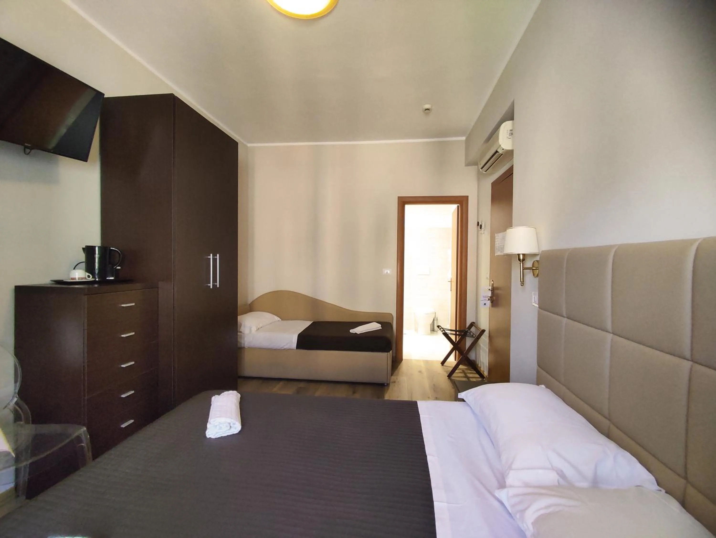 Bedroom in Hotel Delle Ortensie