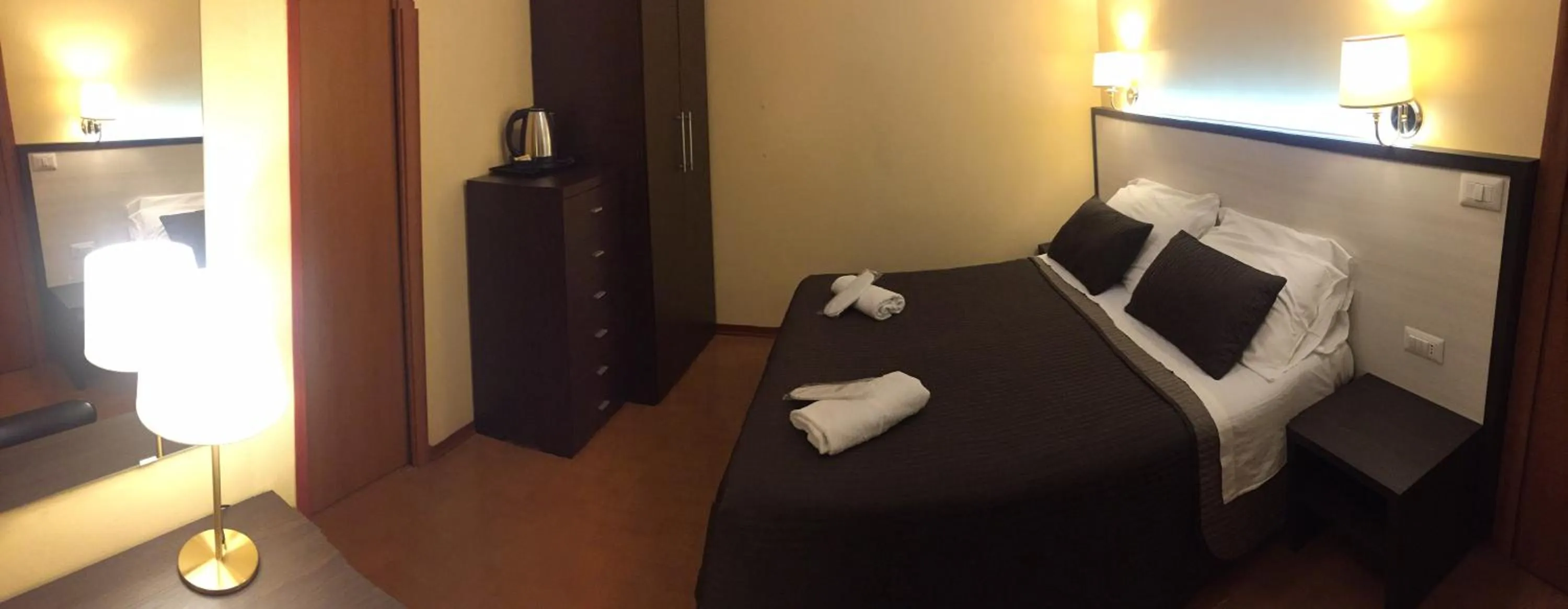 Bedroom in Hotel Delle Ortensie