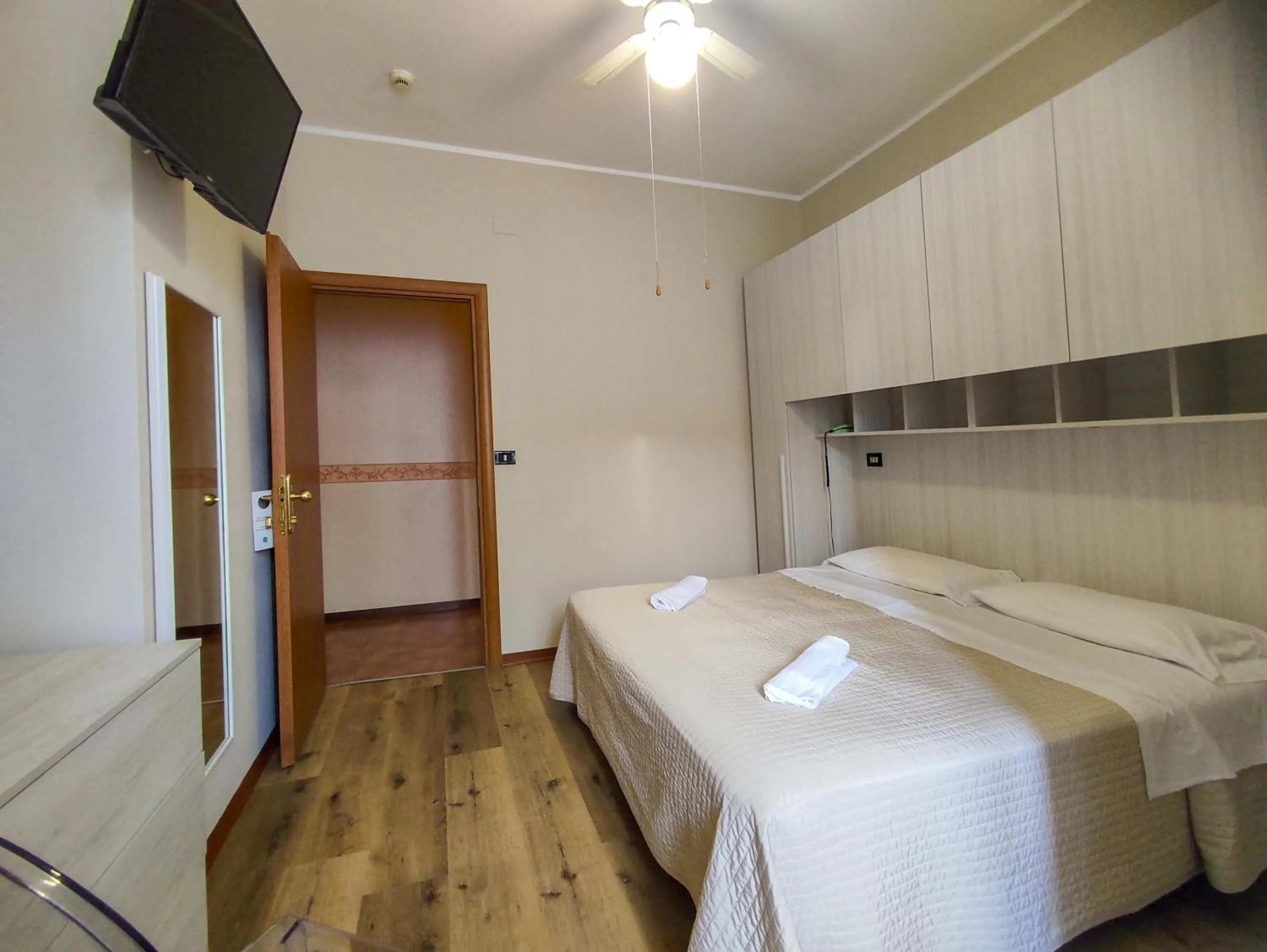 Bedroom in Hotel Delle Ortensie