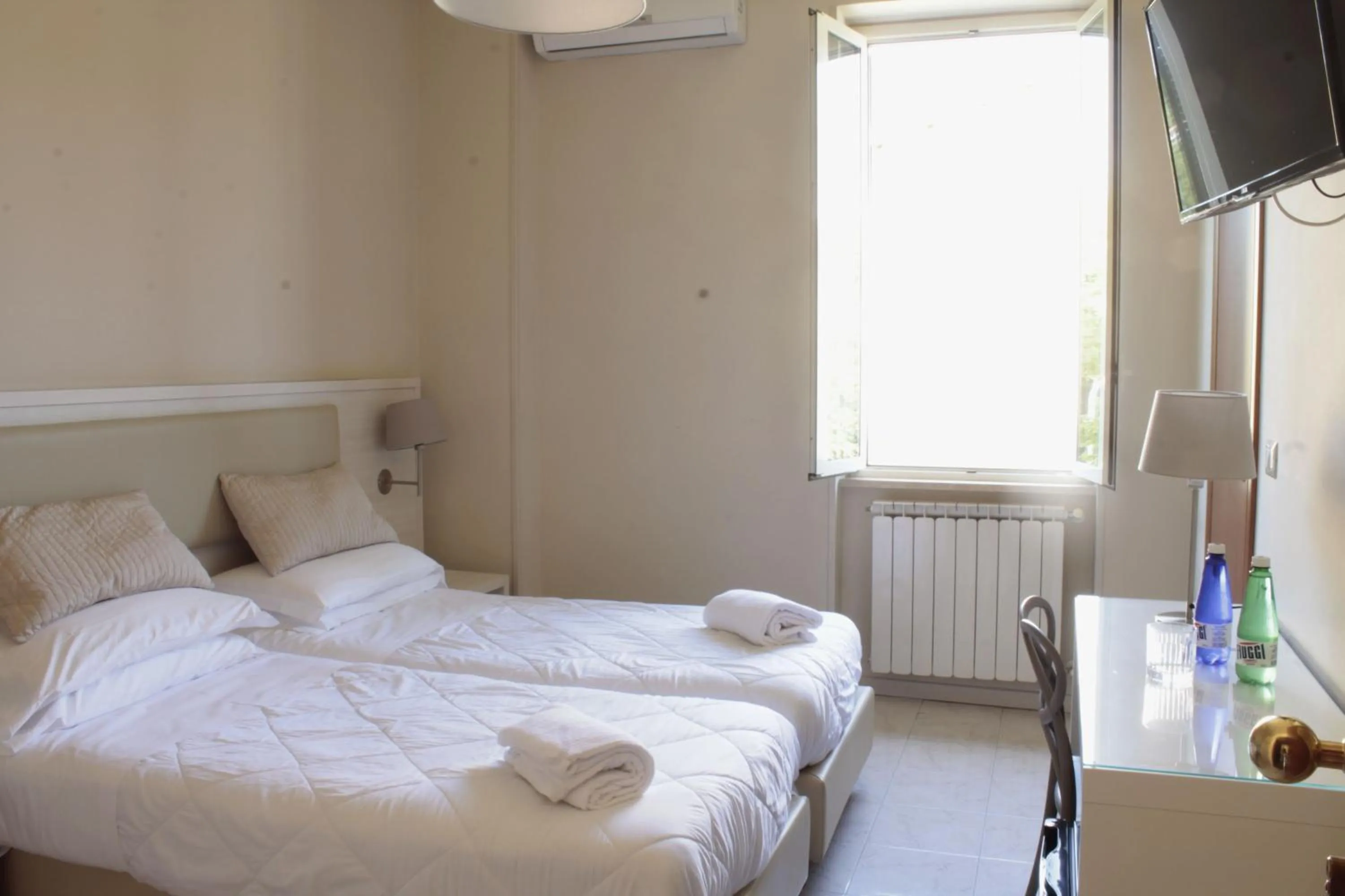 Bed in Hotel Delle Ortensie