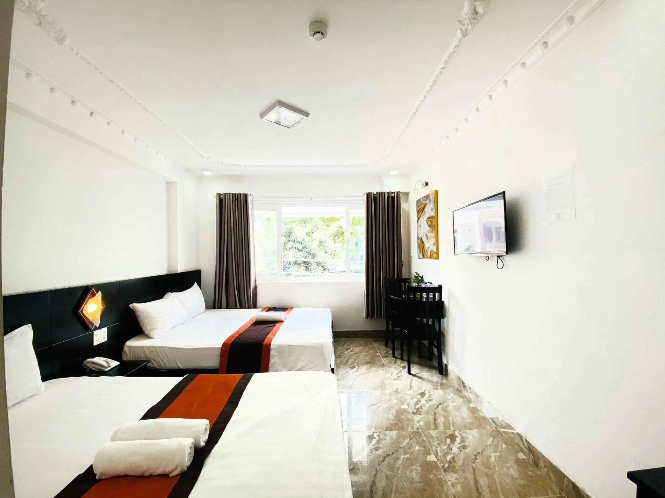 Bed in BH Residence Inn Hotel & Apartment