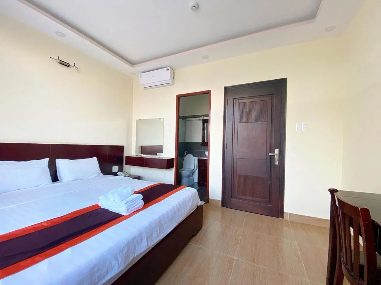 Bed in BH Residence Inn Hotel & Apartment