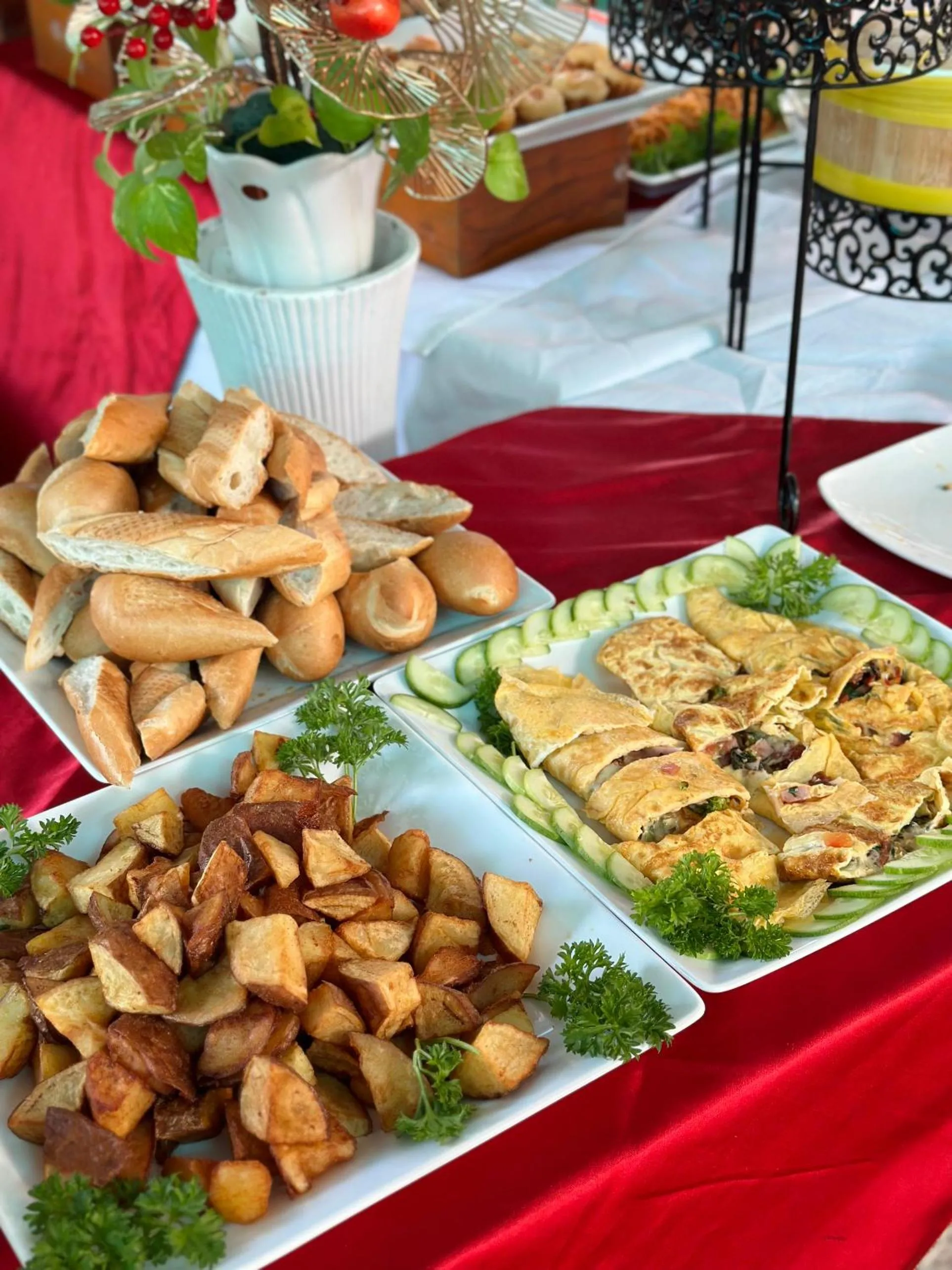 Breakfast in BH Residence Inn Hotel & Apartment